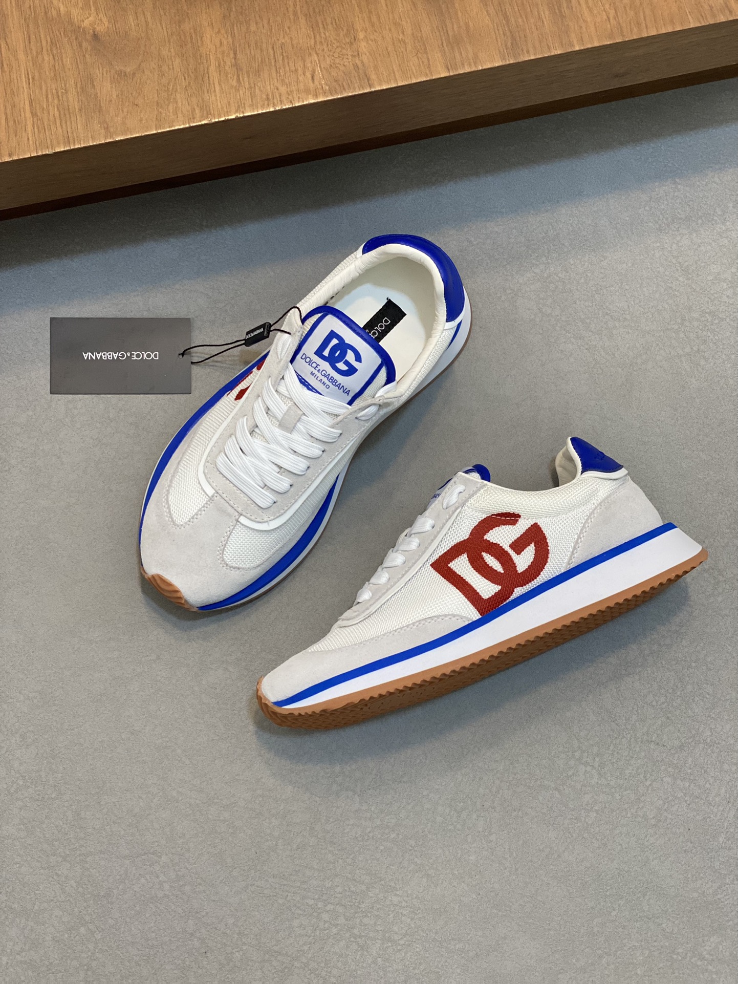 --Nuevo--Dolce&Gabbana--DG de gama alta de los hombres zapatos deportivo-casual. Mostrador superior 