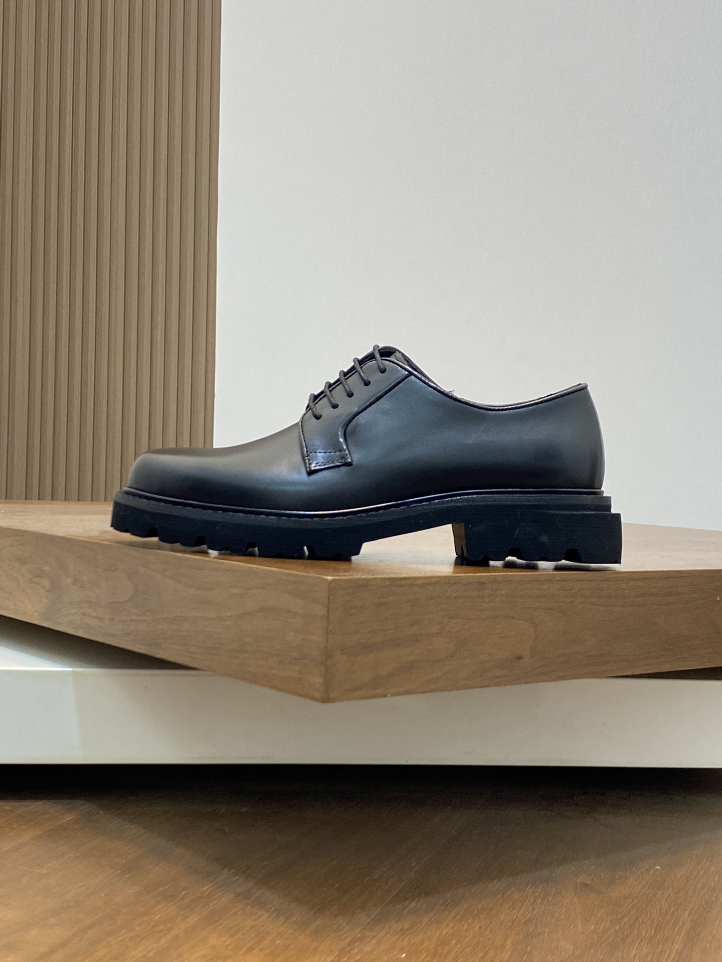 [Ferragamo] zapatos de hombre, de alta calidad, artículos de primera, parte superior de piel de vaca