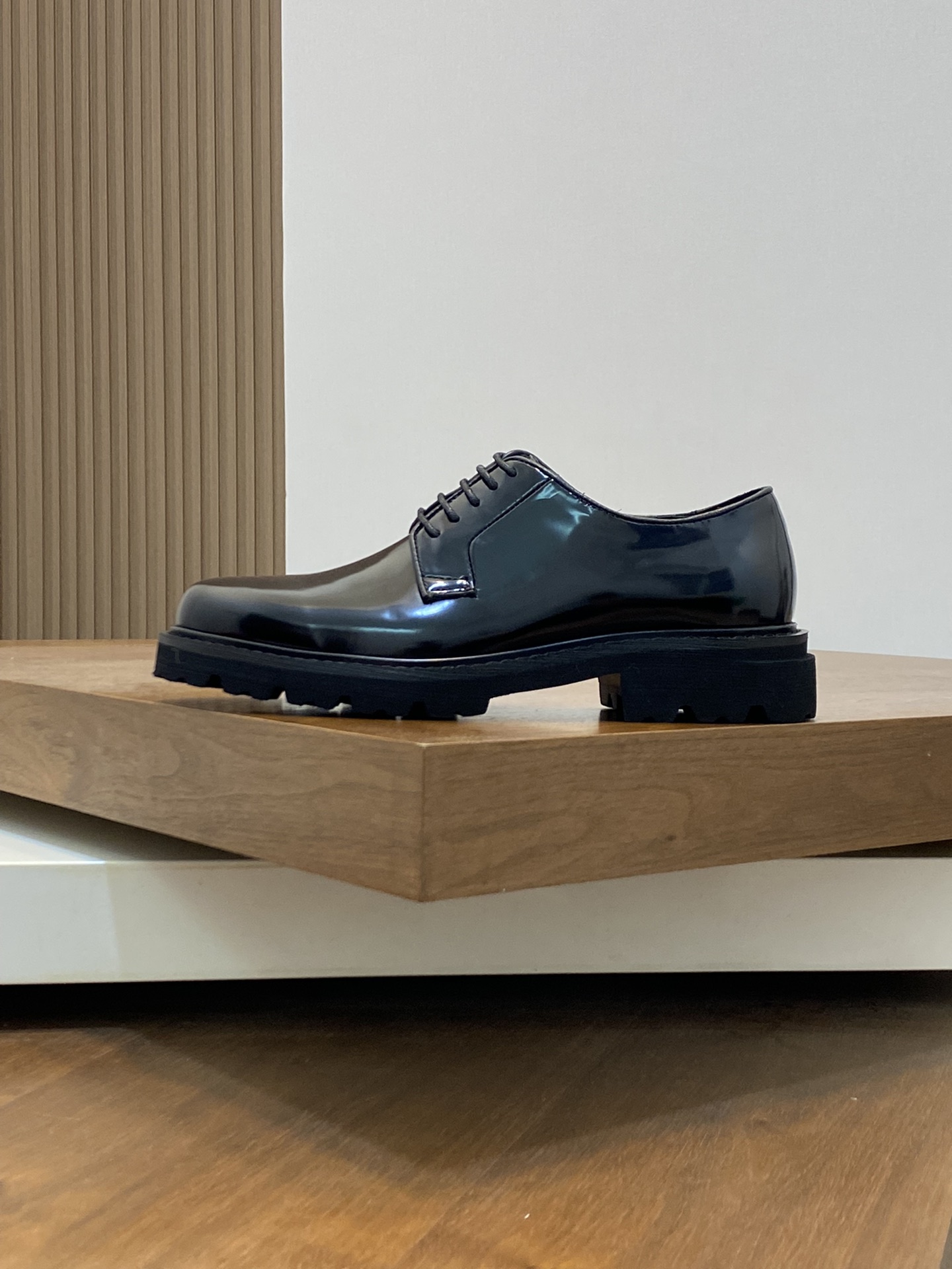[Ferragamo] zapatos de hombre, de alta calidad, artículos de primera, parte superior de piel de vaca