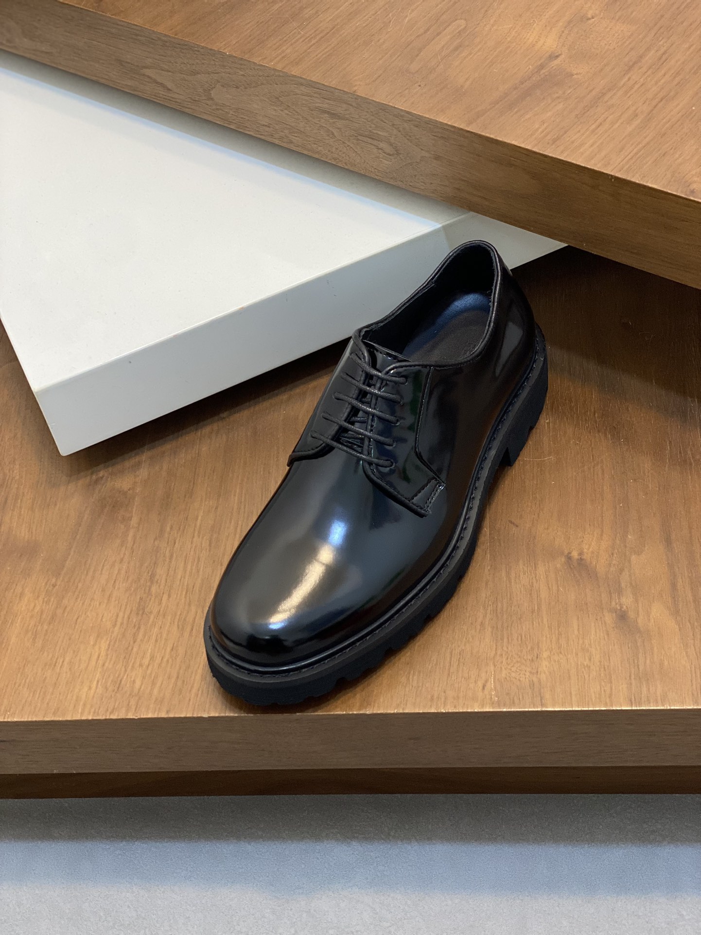 [Ferragamo] zapatos de hombre, de alta calidad, artículos de primera, parte superior de piel de vaca