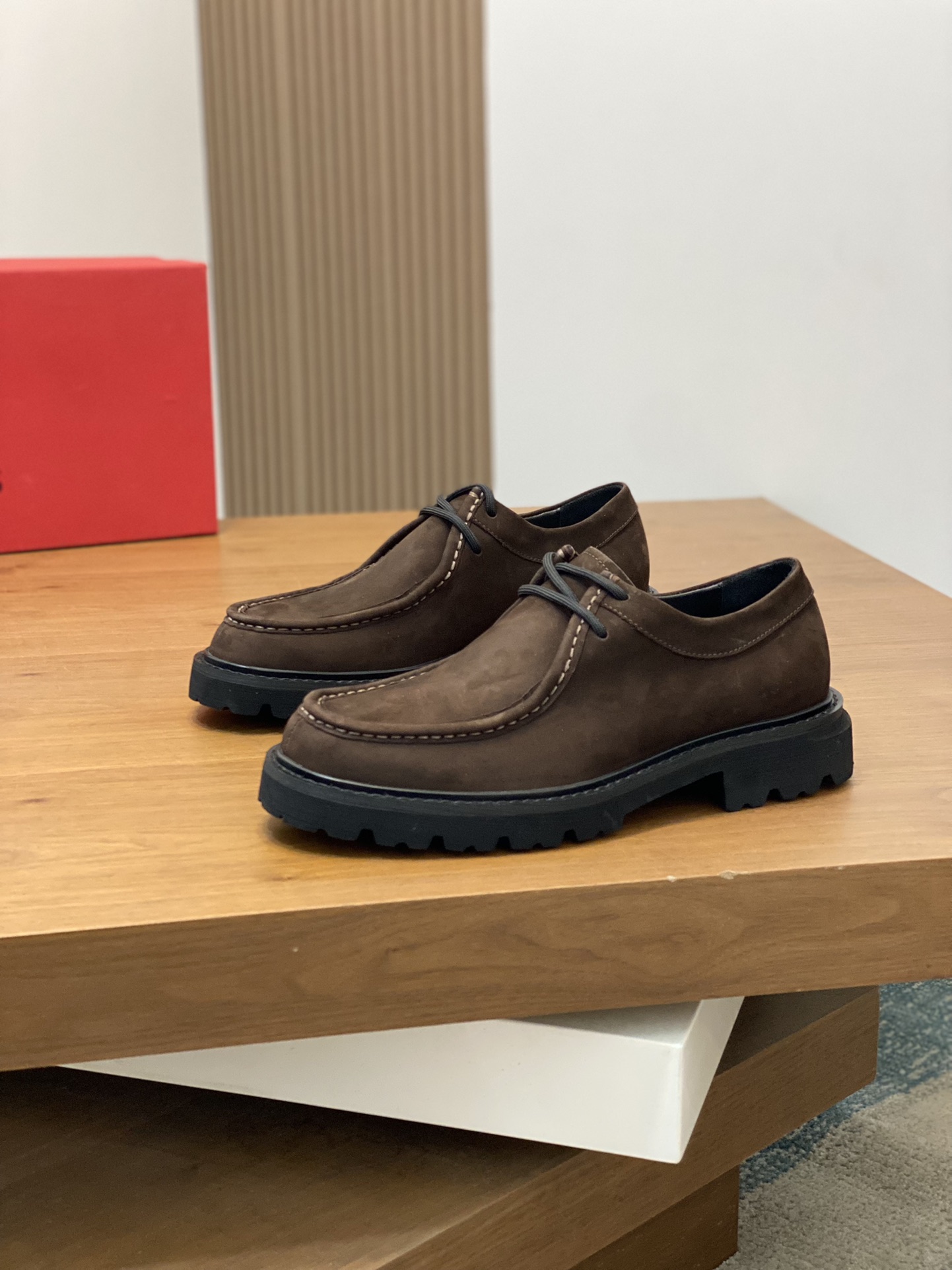 [Ferragamo] zapatos de hombre, de alta calidad, artículos de primera, parte superior de piel de vaca