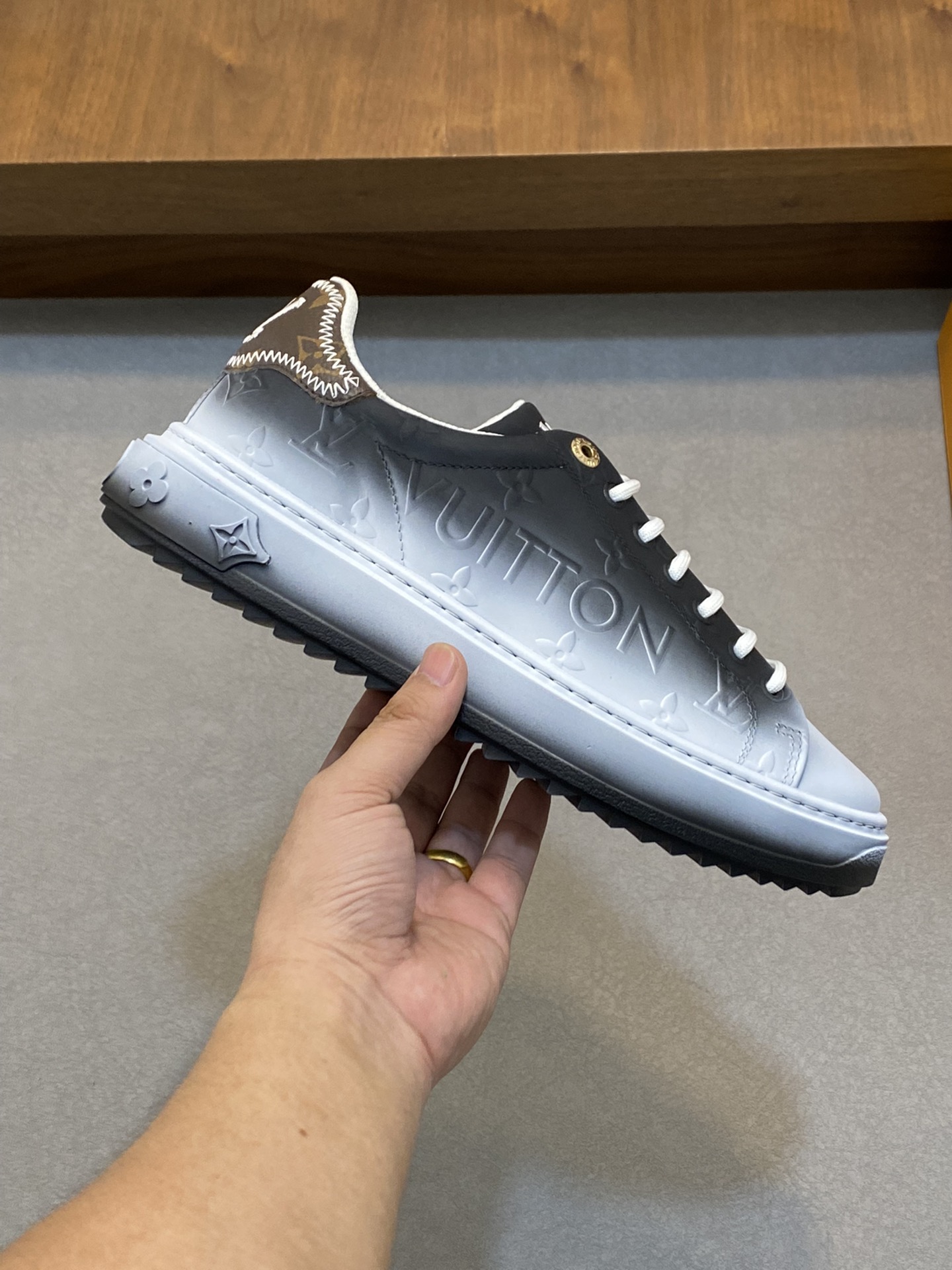 [Louis Vuitton] Louis Vuitton - Calidad de gama alta Parejas individuales originales - Parte superio