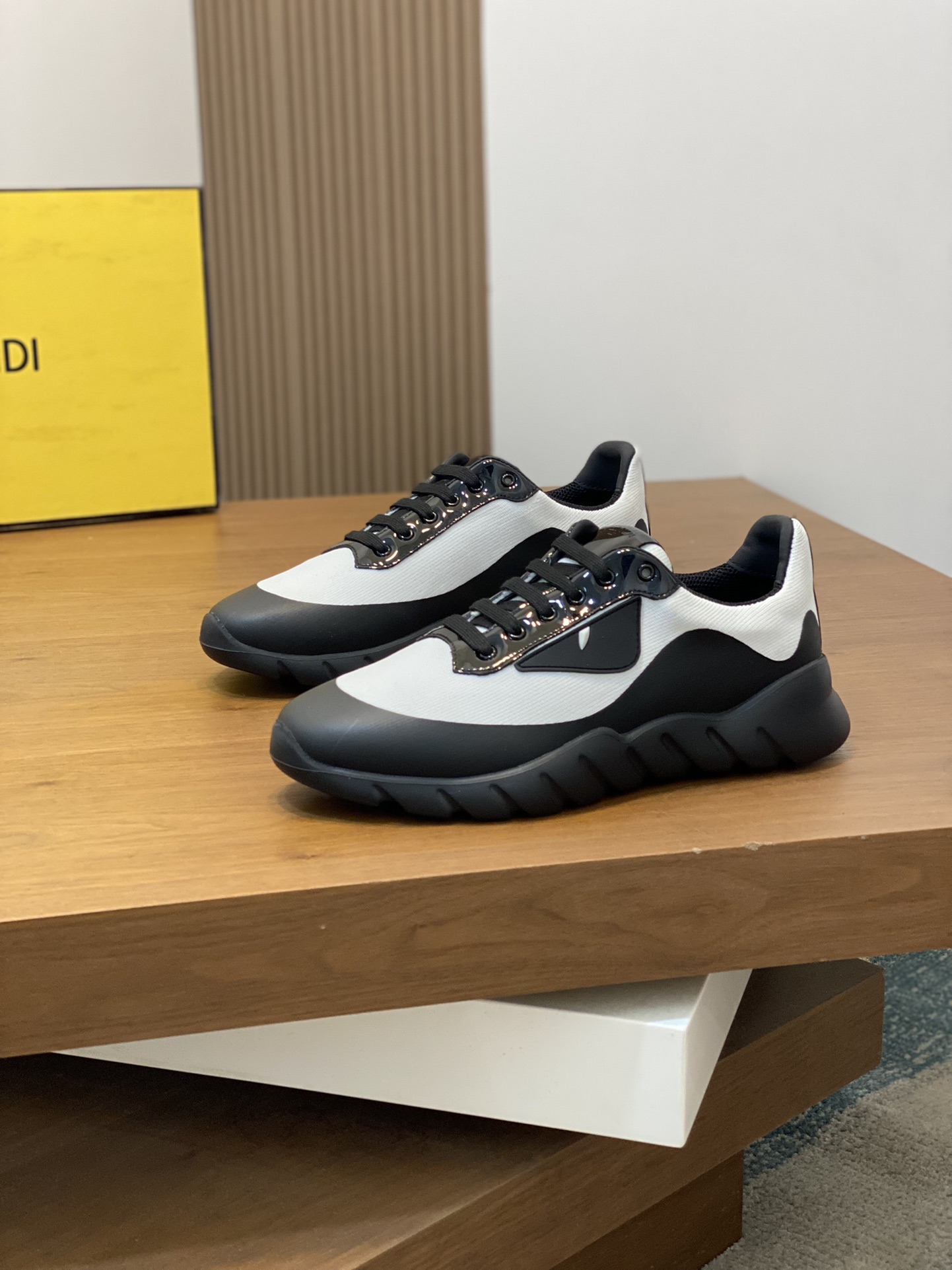 Fendi Style Leather Men's Shoes style reference detail image 3 from source 781788