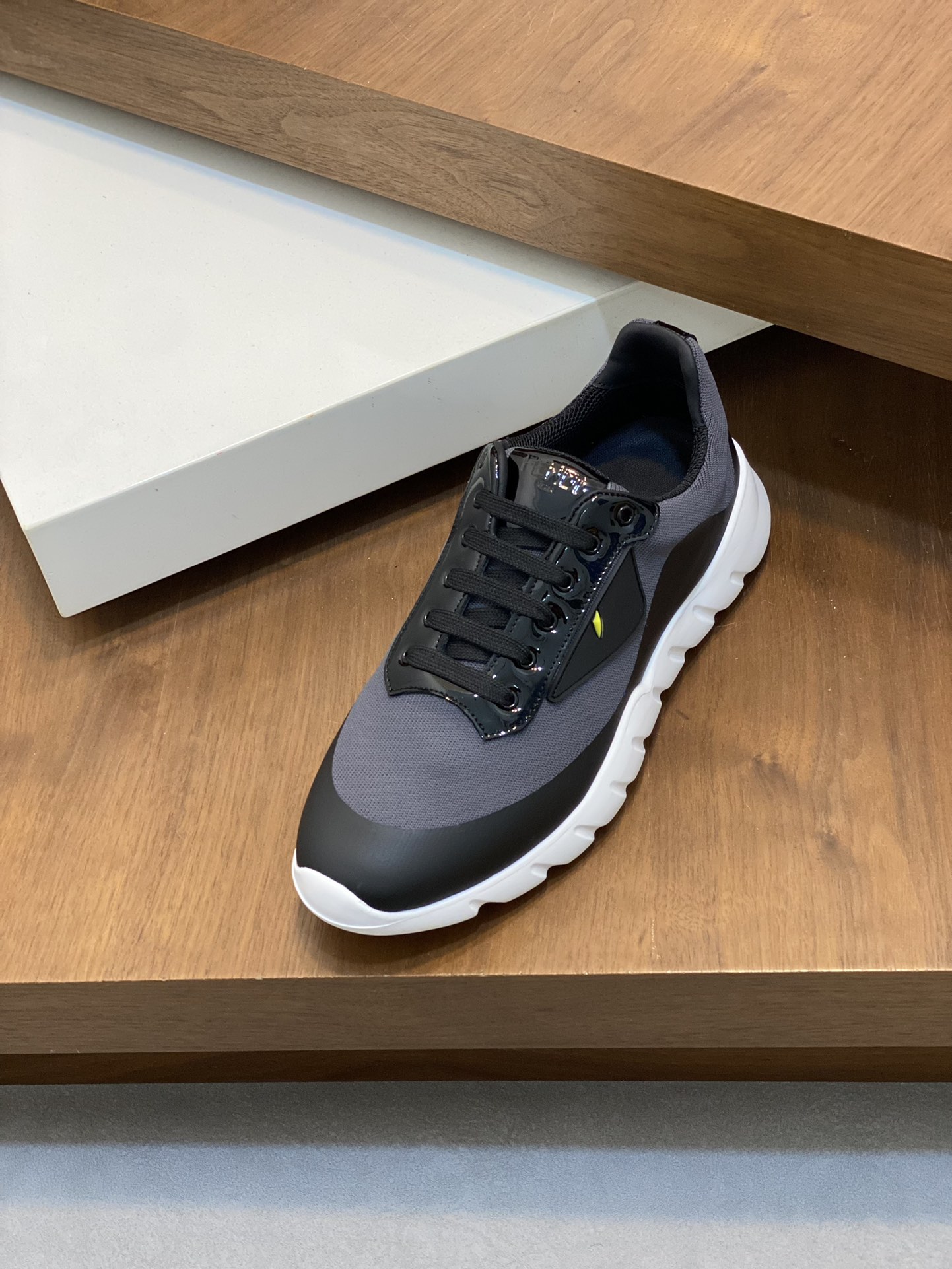 Fendi Style Leather Men's Shoes style reference detail image 6 from source 781780