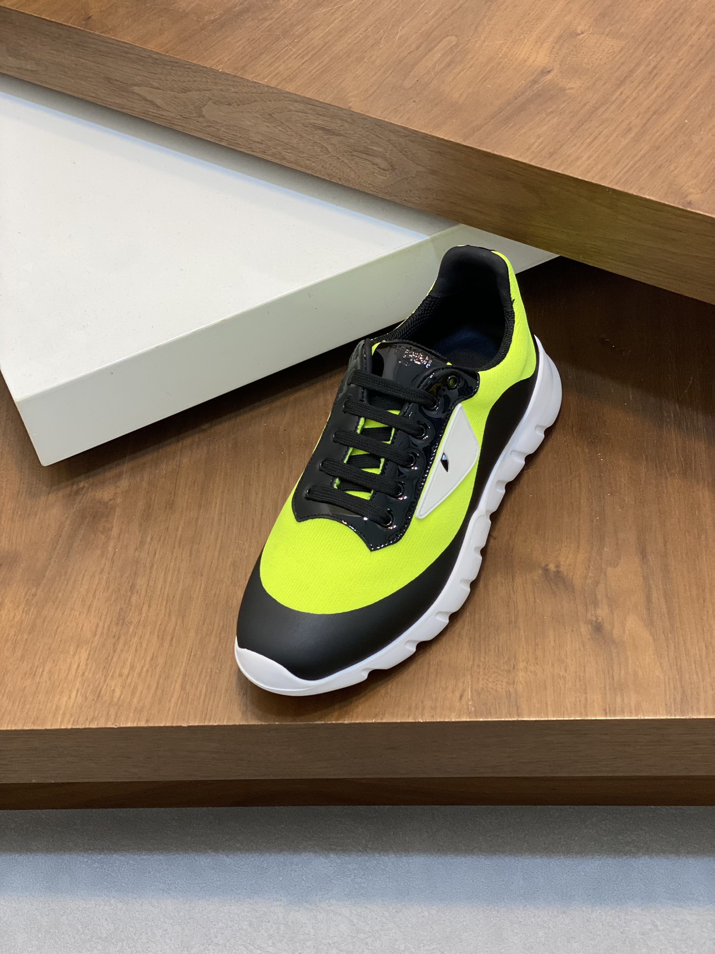 Fendi Style Leather Men's Shoes style reference detail image 6 from source 781807