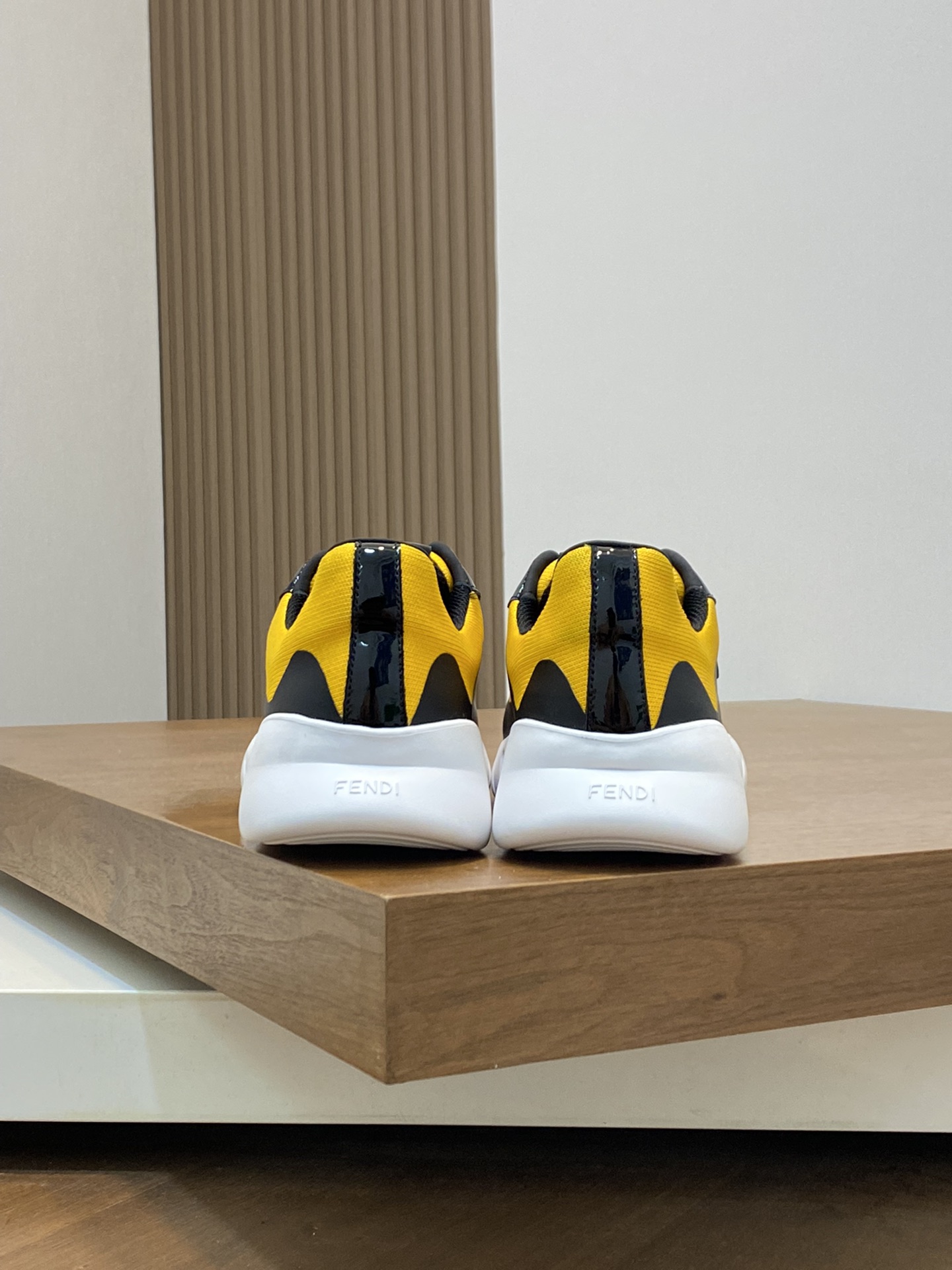 Fendi Style Leather Men's Shoes style reference detail image 8 from source 781798