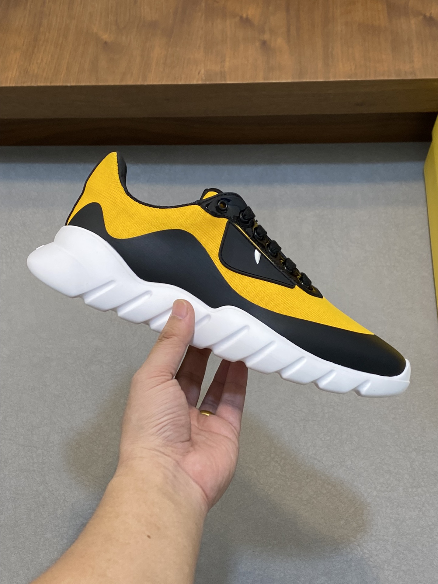 Fendi Style Leather Men's Shoes style reference detail image 4 from source 781798