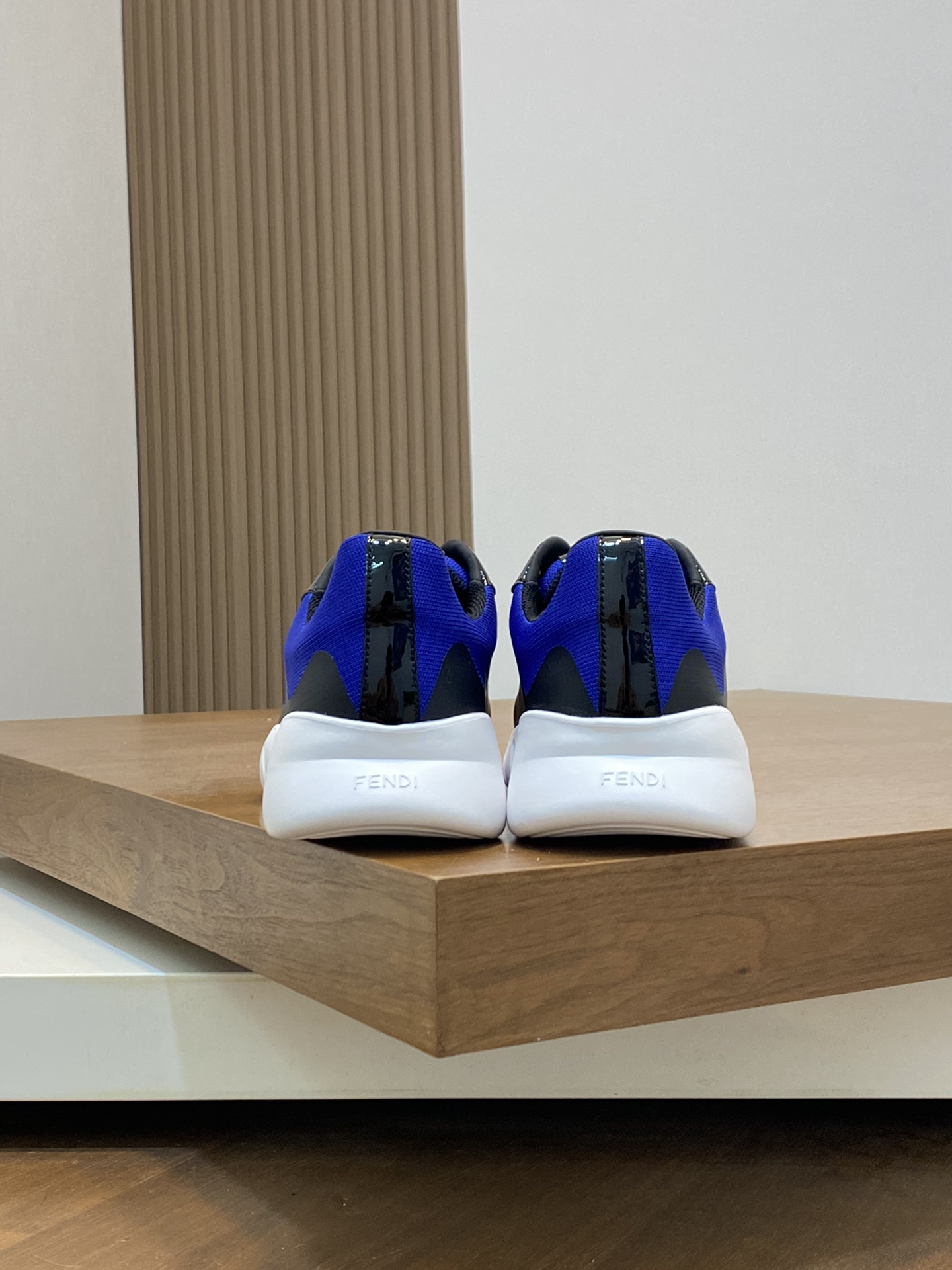 Fendi Style Leather Men's Shoes style reference detail image 8 from source 781794