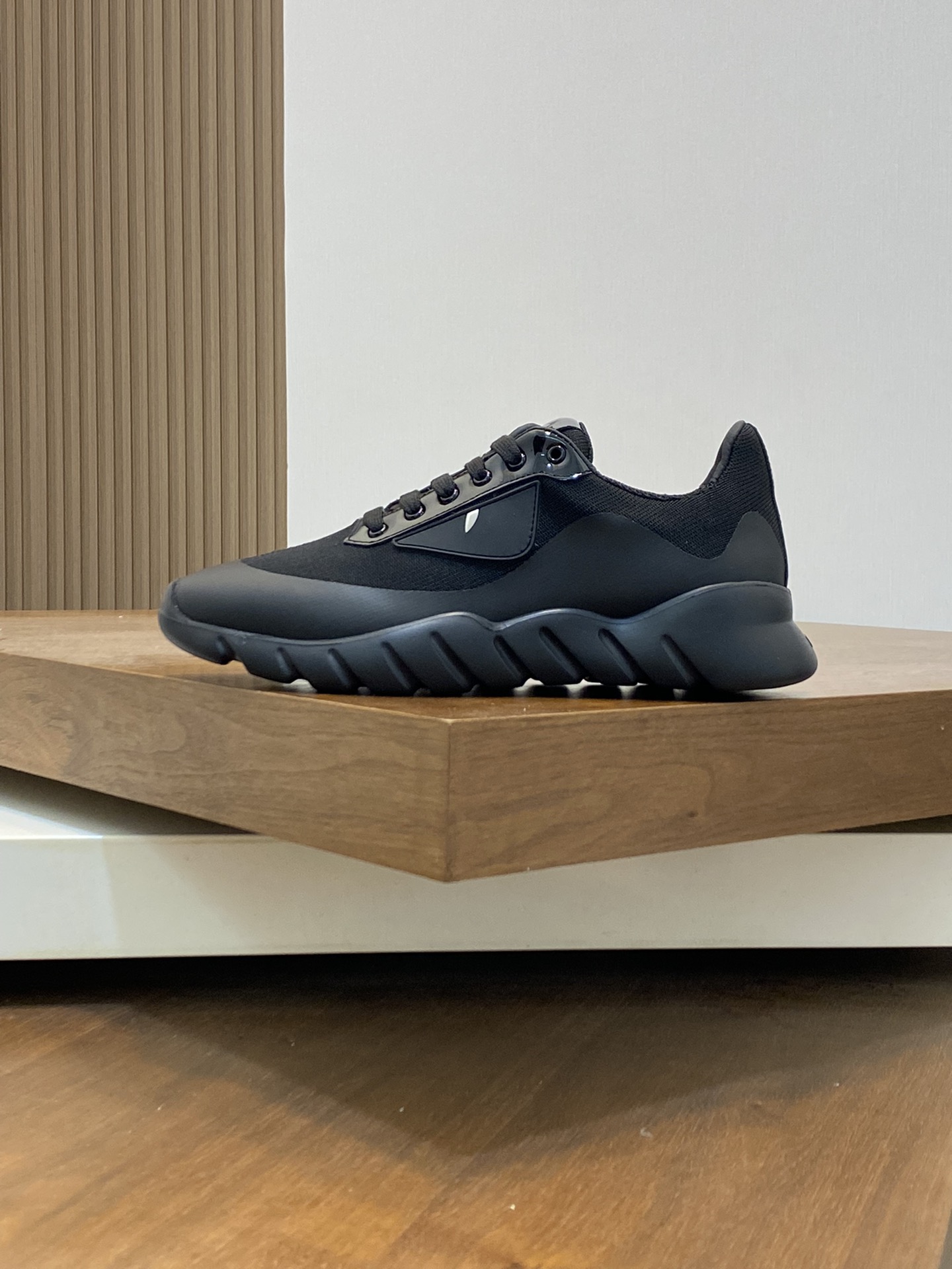 Fendi Style Leather Men's Shoes Lookbook Reference image 2