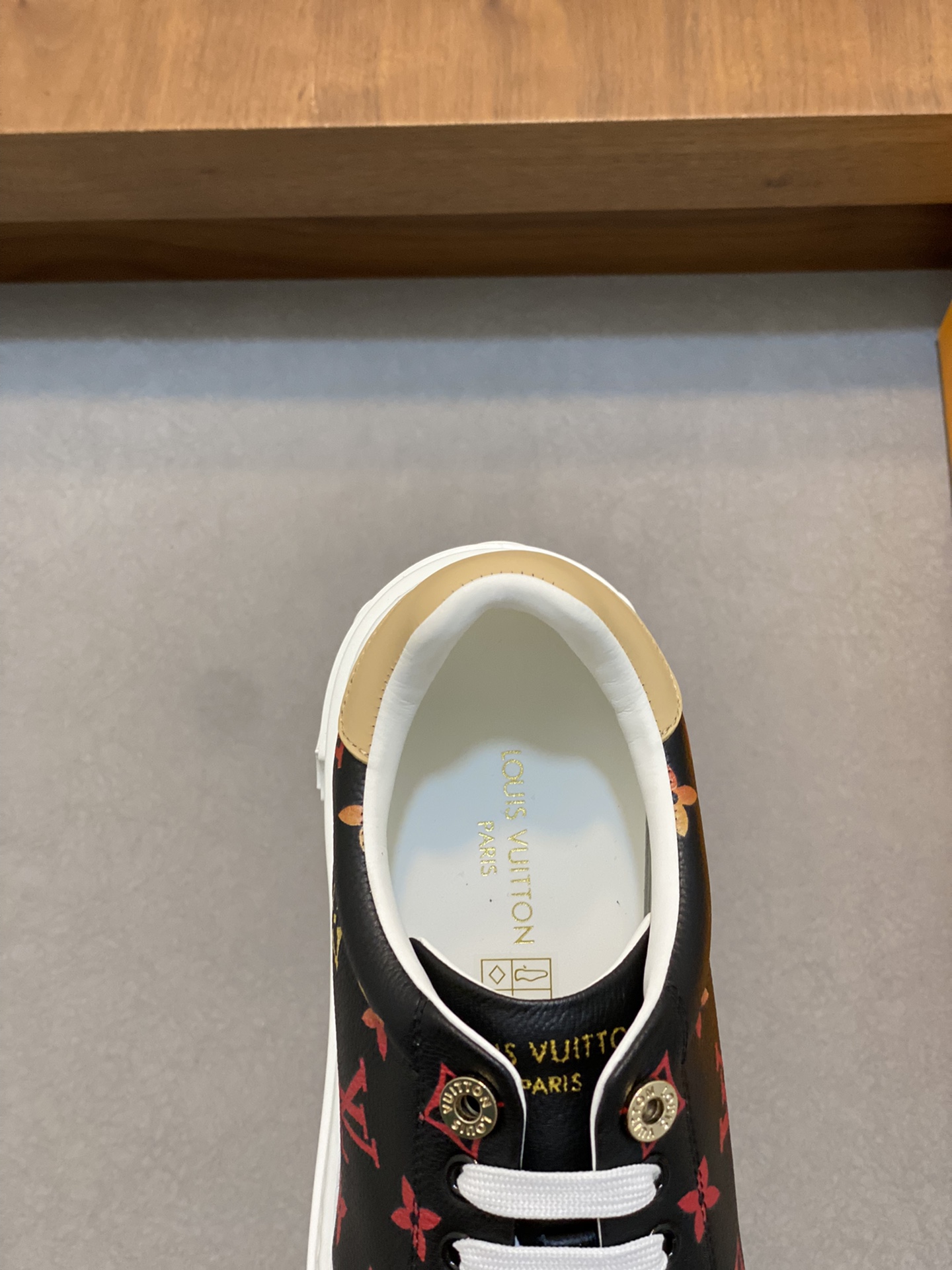 [Louis Vuitton] Louis Vuitton - Calidad de gama alta Parejas individuales originales - Parte superio