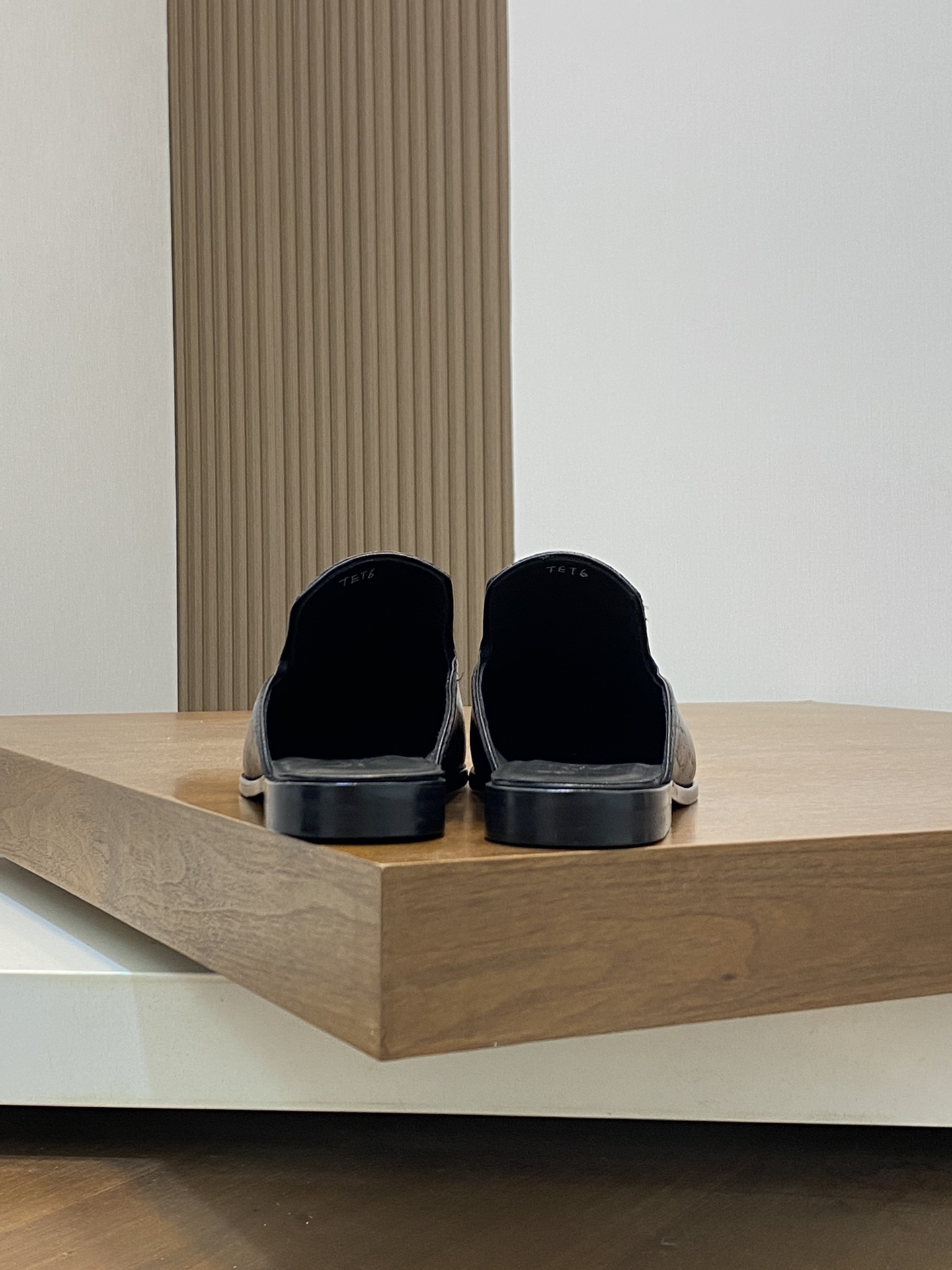 Berluti/Bruti Asesinato nuevas zapatillas de estribo de los hombres de alta gama sensación de textur