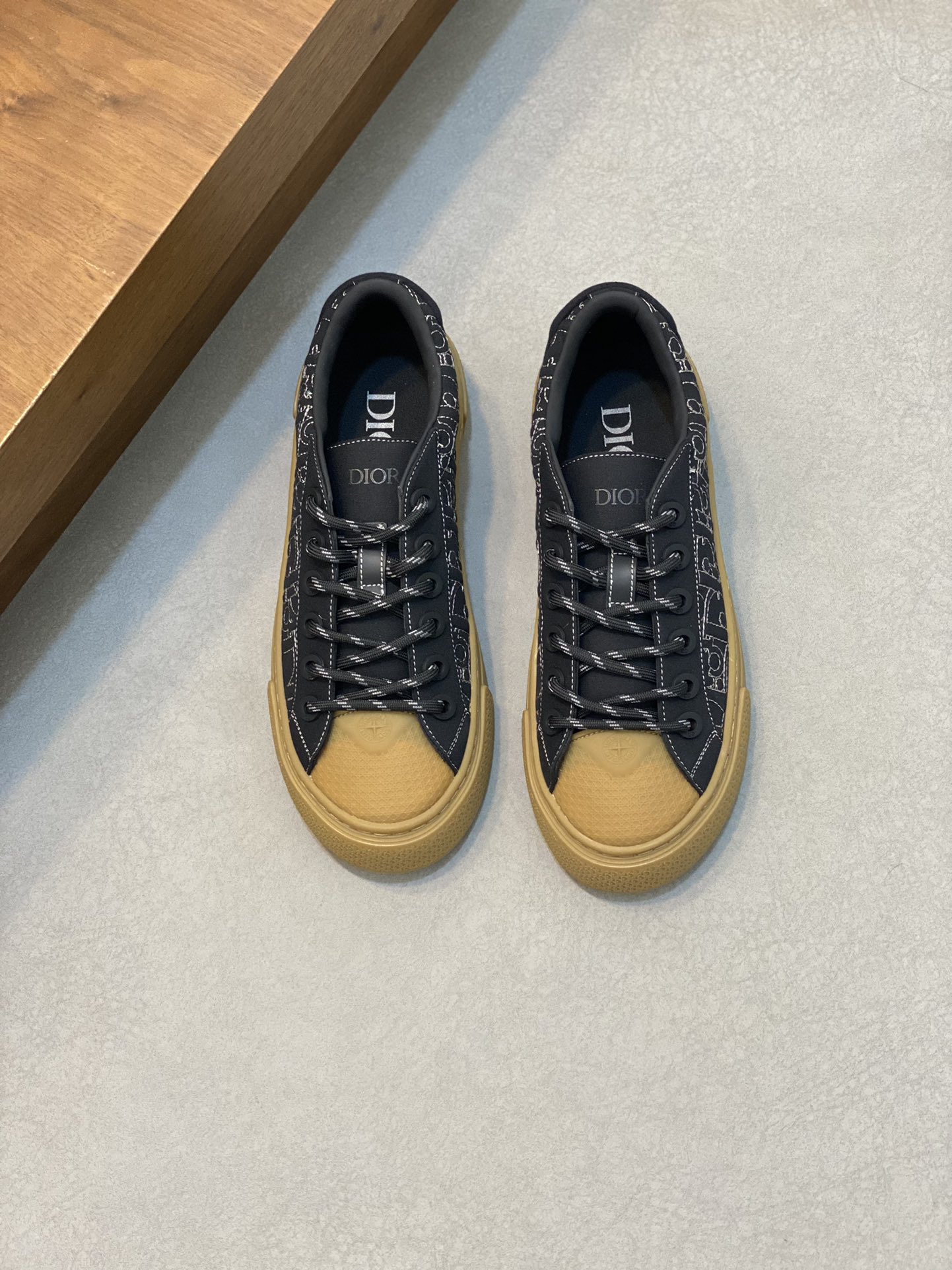 Luxury 7 Star Replica
 Dior Skateboard Shoes Sneakers Blue Navy White Yellow Printing Men Cowhide Denim Rubber Sheepskin Fall Collection Oblique Casual