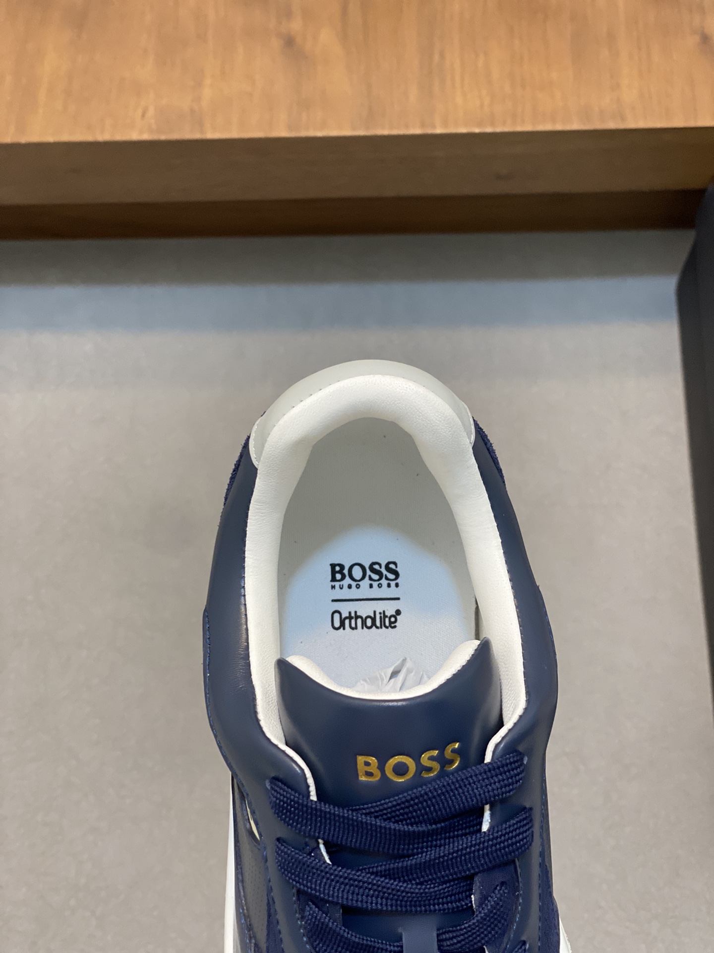 Boss entrenadores casuales de los hombres, la versión original del molde, la parte superior está hec