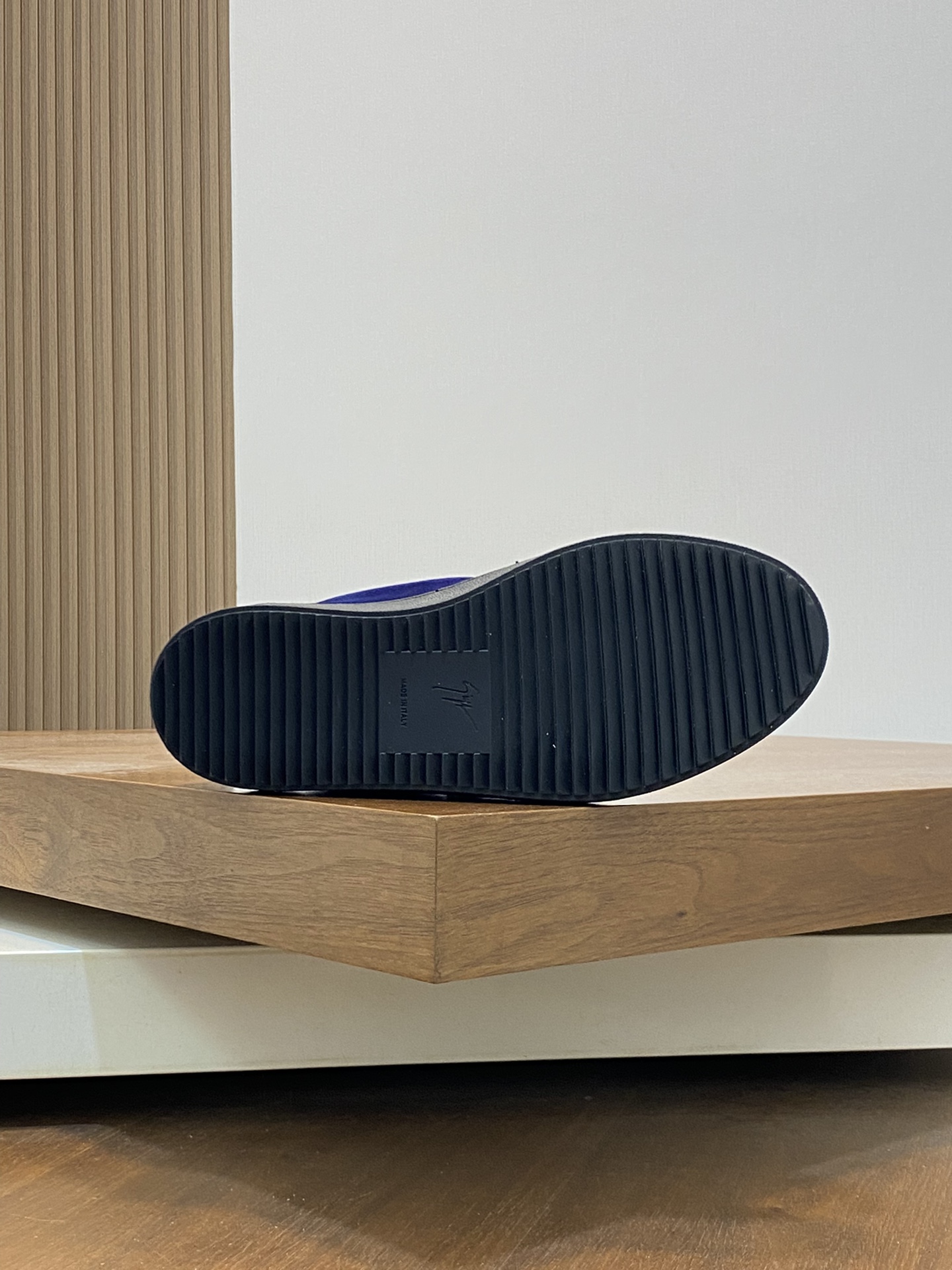 GZ Hombres Talon Print Eagle Claw SneakersEl estilo 'Talon' de los hombres ha sido rediseñado con 'B