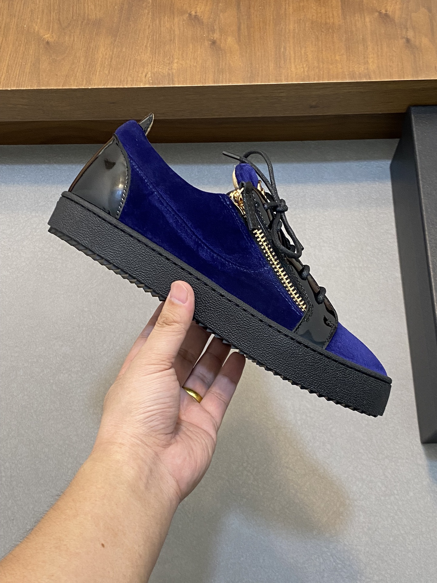 GZ Hombres Talon Print Eagle Claw SneakersEl estilo 'Talon' de los hombres ha sido rediseñado con 'B