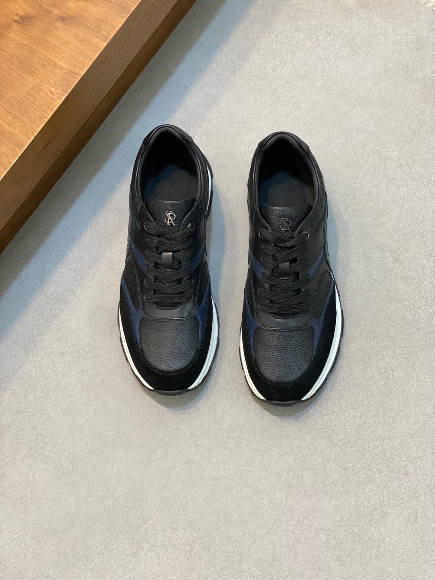 NO:221336,Stefano Ricci men's casual leather shoes!  Imported original cowhide/material, paired with a cowhide inner, exquisite and luxurious, super A-level!  TPU rubber bottom, full comfort score! 38-44 sizes (45 customized), cowhide19860909Stefano Ricci（史蒂芬）男士休闲皮鞋！进口原版牛皮/材质,配上等牛皮内里 精致奢华,超A级别！TPU 橡胶大底,舒适度满分!38-44码（45订做）,,cowhide,Men's shoes