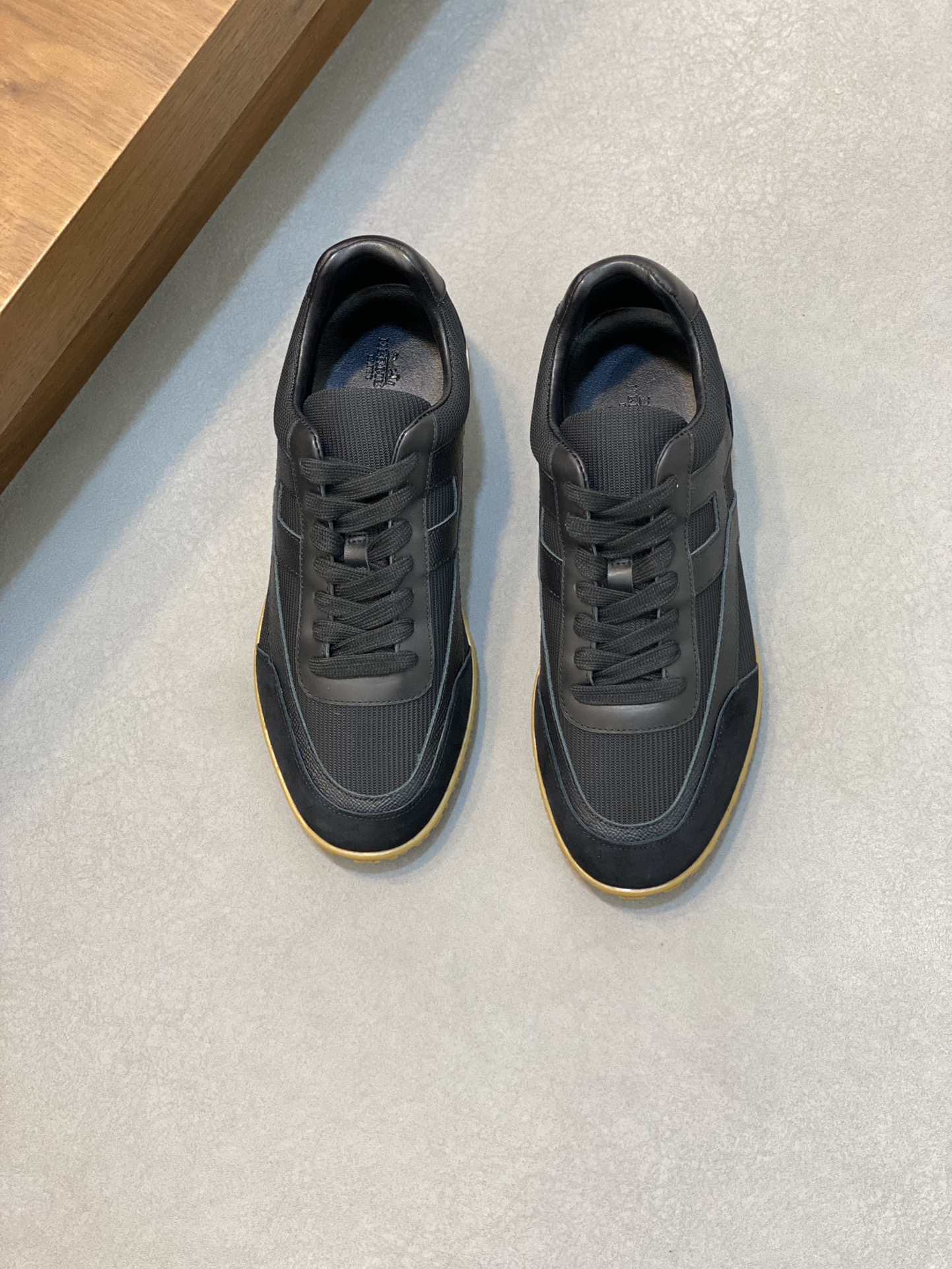 NO:271411,【HERMES】HERMES - High-end quality Original single - Upper matte calfskin, laser punch brand totem craft, shoe elastic telescopic belt, shoe tongue silk screen brand logo - Imported inner lining mixed-bred sheepskin - Outsole ultralight TPR·rubber; molded outsole - Ultra-high quality control·fine workmanship highlighting (high-end, noble, grade) -Size 38-44 (45,46, custom made)·,,hermes,hermes,cowhide,sheepskin19860909【 HERMES】爱马仕  -高端品质 原单 -鞋面磨砂小牛皮、激光打孔品牌图腾工艺、鞋口松紧伸缩带、鞋舌丝印品牌logo -内里进口混种羊皮 -大底超轻TPR·橡胶；成型大底 -超高品控·做工精细凸显(高端·贵气·档次) -Size 38-44（45,46,可订做)·,,hermes,hermes,cowhide,sheepskin,Men's shoes