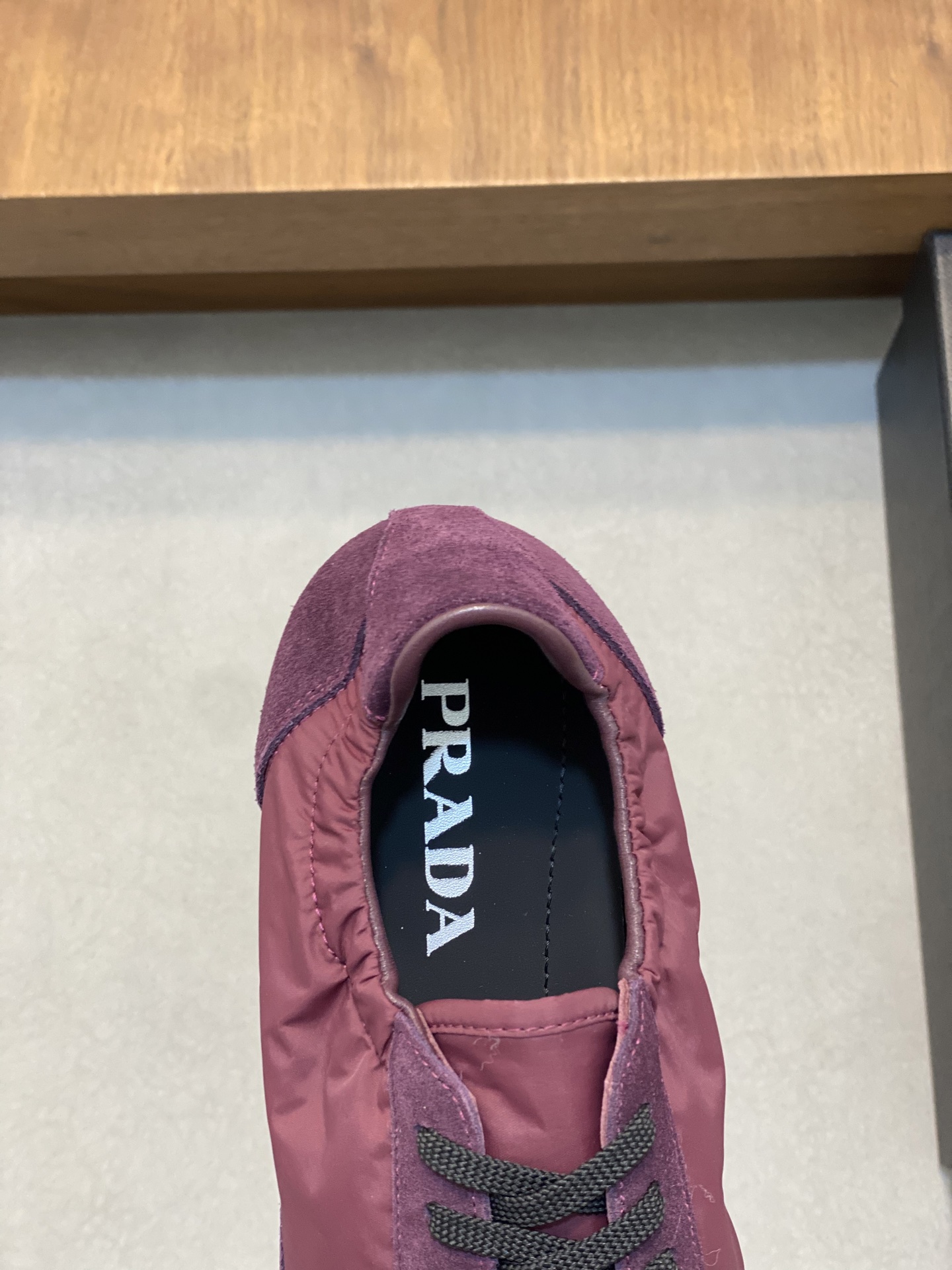 [PRADA] Prada - Calidad de gama alta Original único - Parte superior: piel de becerro de gamuza, lon
