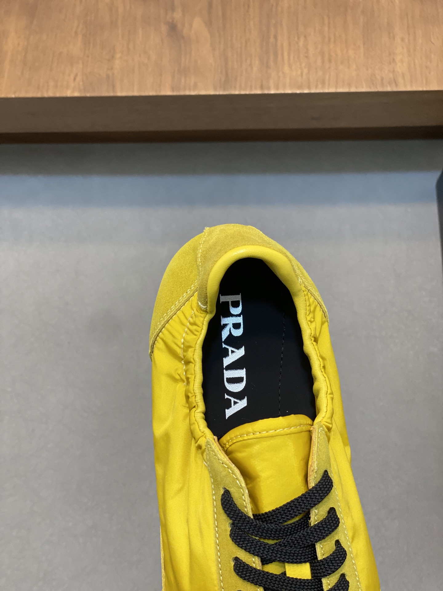 [PRADA] Prada - Calidad de gama alta Original único - Parte superior: piel de becerro de gamuza, lon
