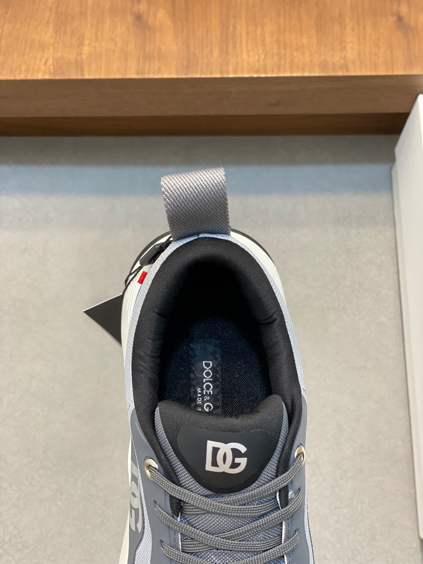 --Nuevo--Dolce&Gabbana--DG de gama alta de los hombres zapatos deportivo-casual. Mostrador superior 