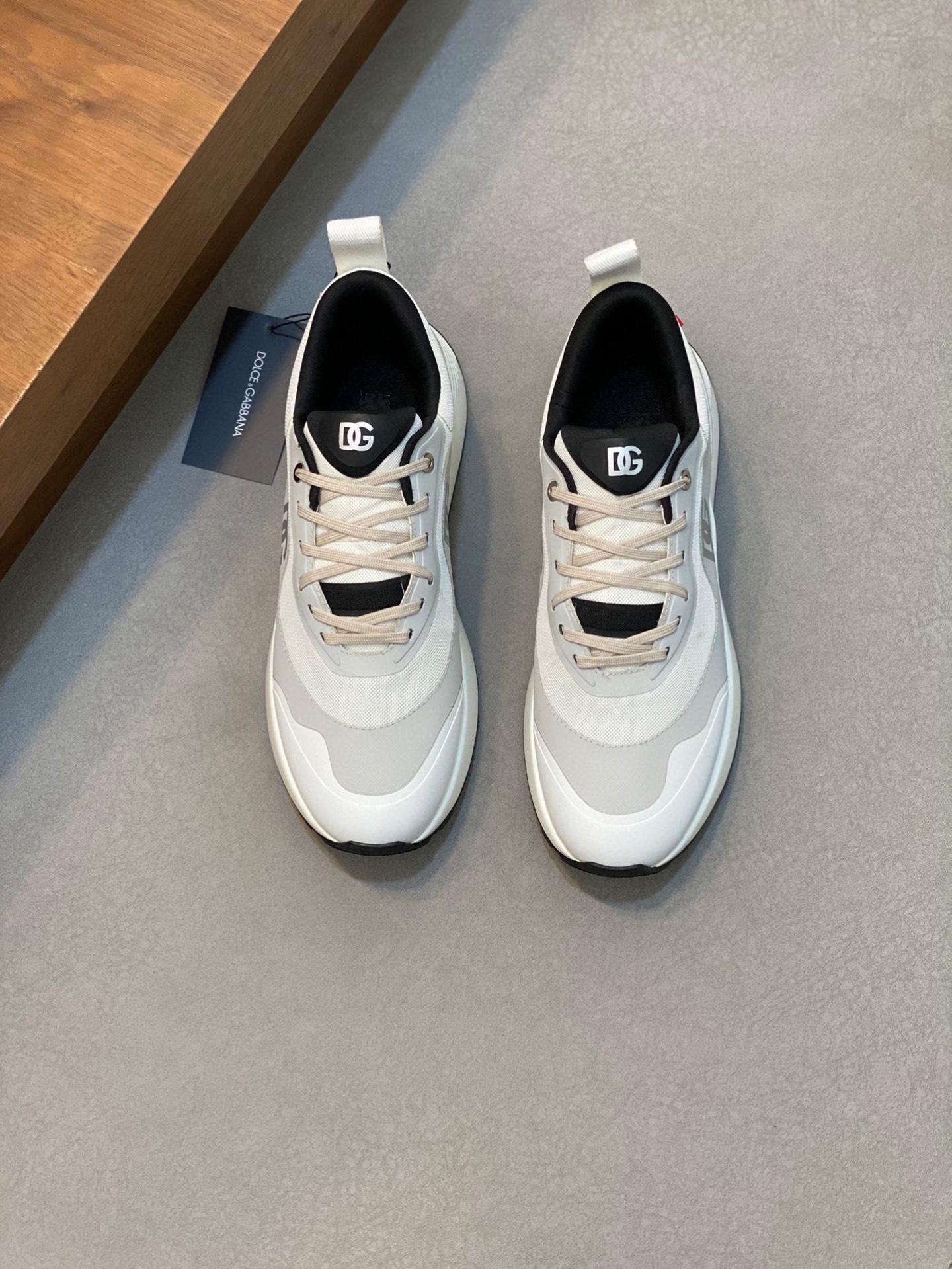 --Nuevo--Dolce&Gabbana--DG de gama alta de los hombres zapatos deportivo-casual. Mostrador superior 
