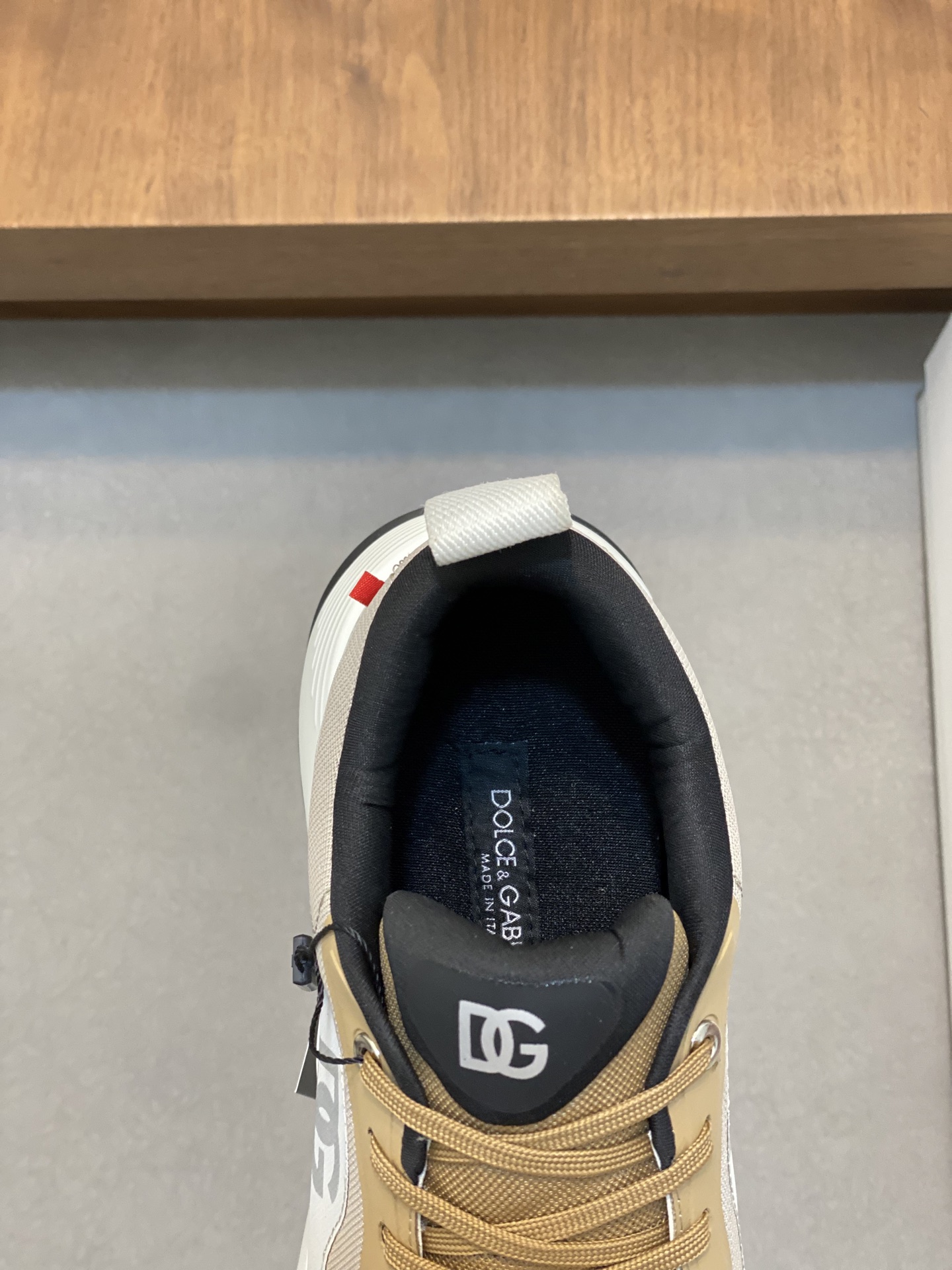 --Nuevo--Dolce&Gabbana--DG de gama alta de los hombres zapatos deportivo-casual. Mostrador superior 
