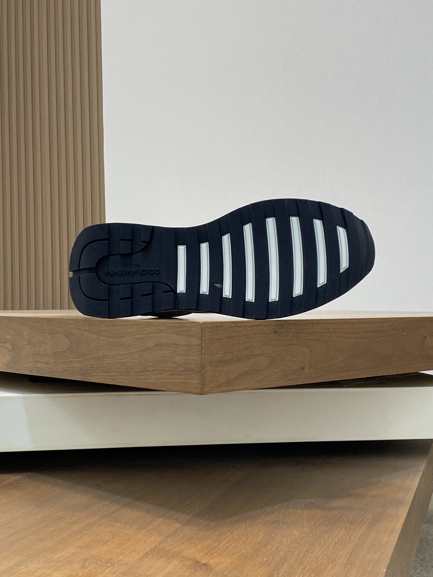 --Nuevo--Dolce&Gabbana--DG de gama alta de los hombres zapatos deportivo-casual. Mostrador superior 