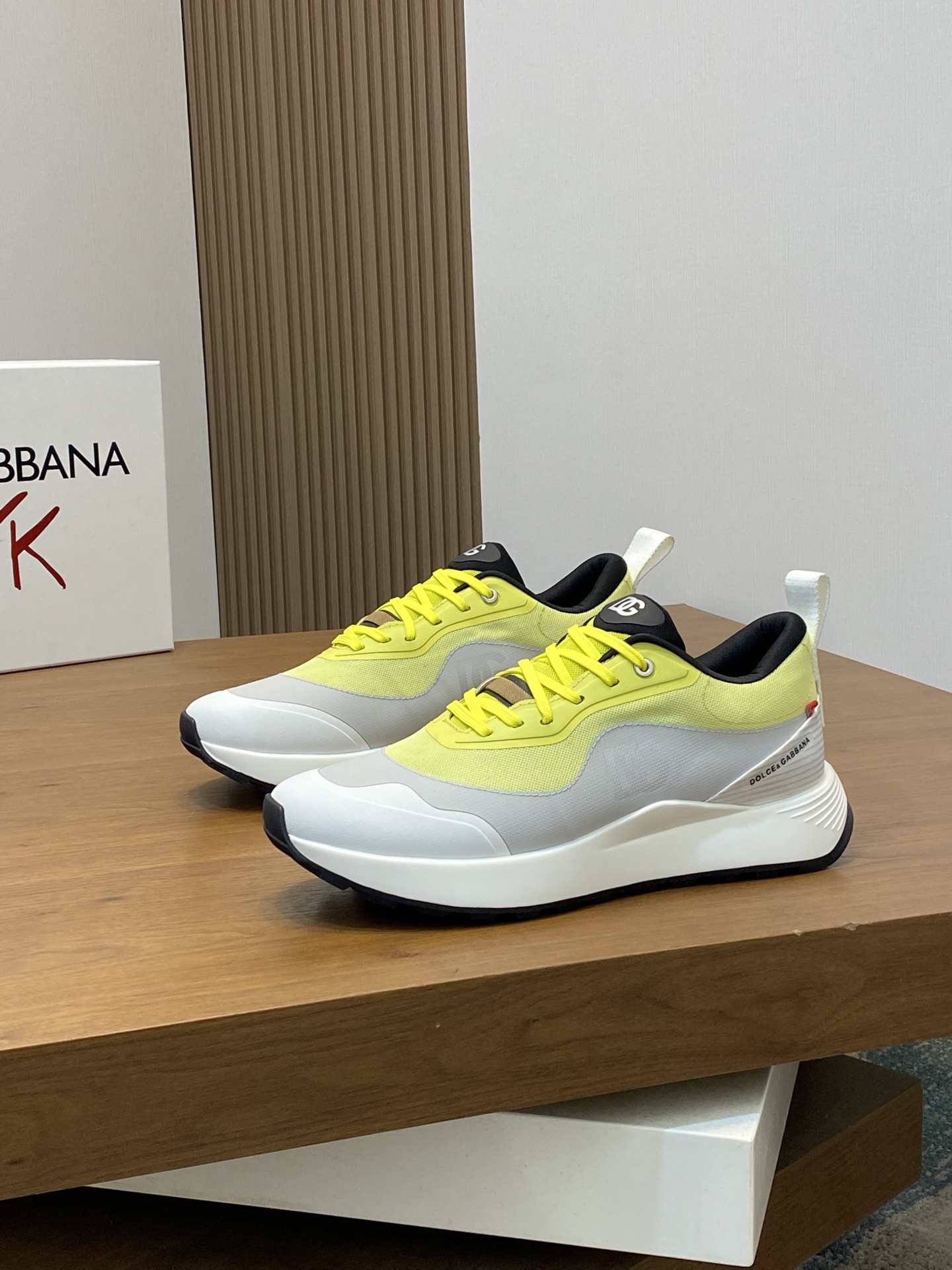 --Nuevo--Dolce&Gabbana--DG de gama alta de los hombres zapatos deportivo-casual. Mostrador superior 