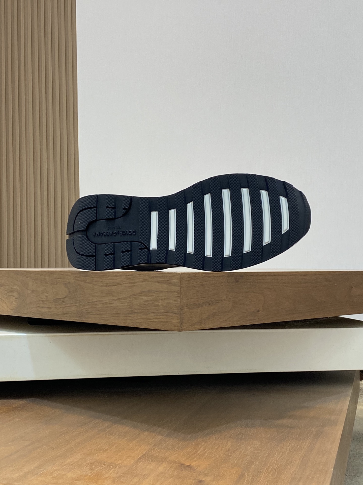 --Nuevo--Dolce&Gabbana--DG de gama alta de los hombres zapatos deportivo-casual. Mostrador superior 