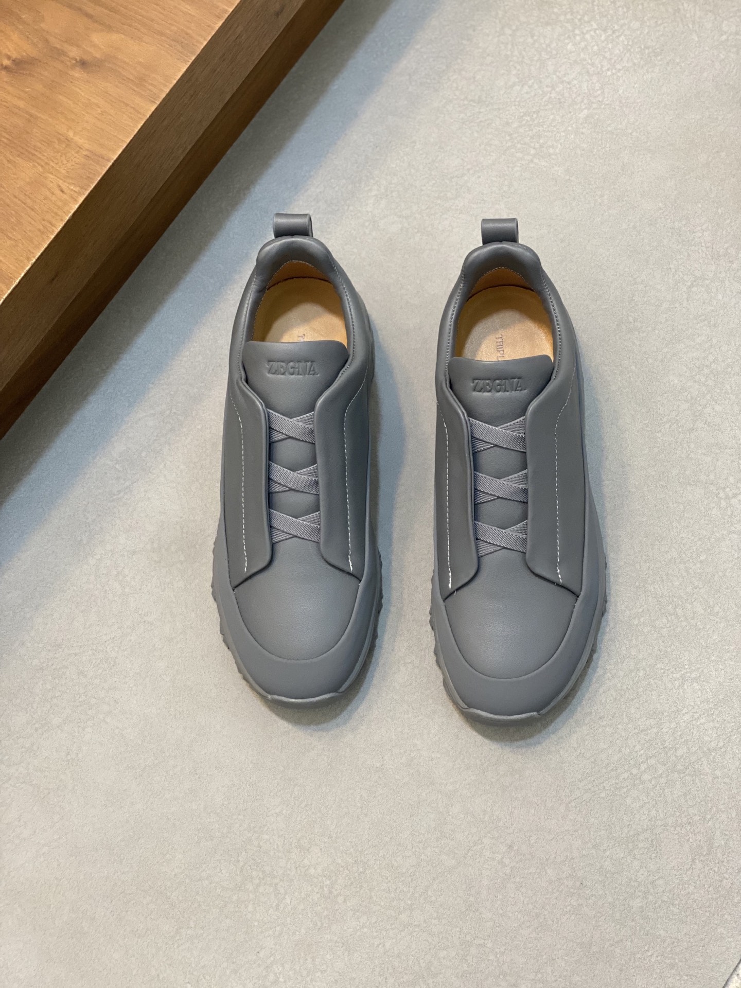 2024Nueva Serie ZEGNA Zegna Zapatos de los hombres de gamuza Triple StitchMonte zapatos casuales de 