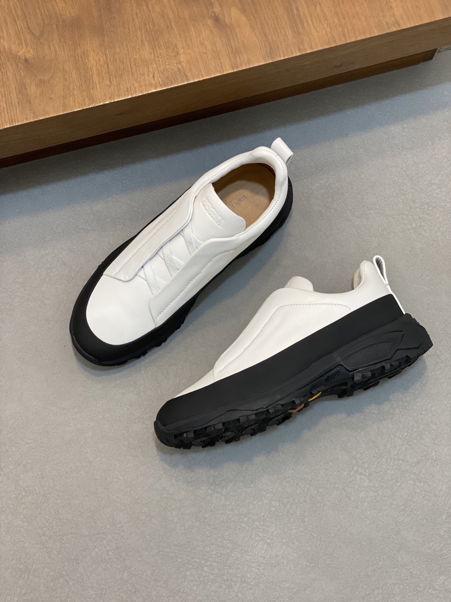 2024Nueva Serie ZEGNA Zegna Zapatos de los hombres de gamuza Triple StitchMonte zapatos casuales de 