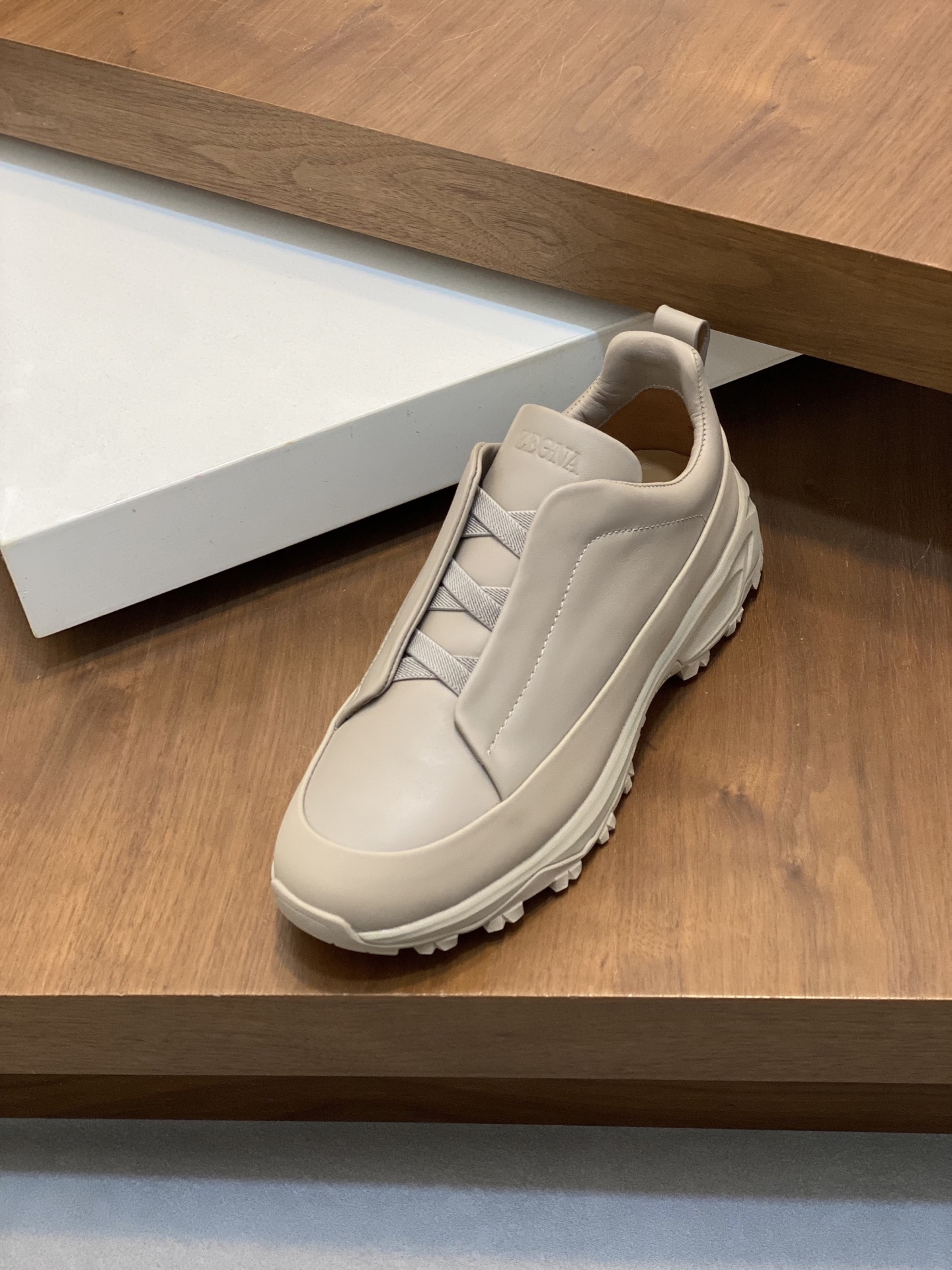 2024Nueva Serie ZEGNA Zegna Zapatos de los hombres de gamuza Triple StitchMonte zapatos casuales de 