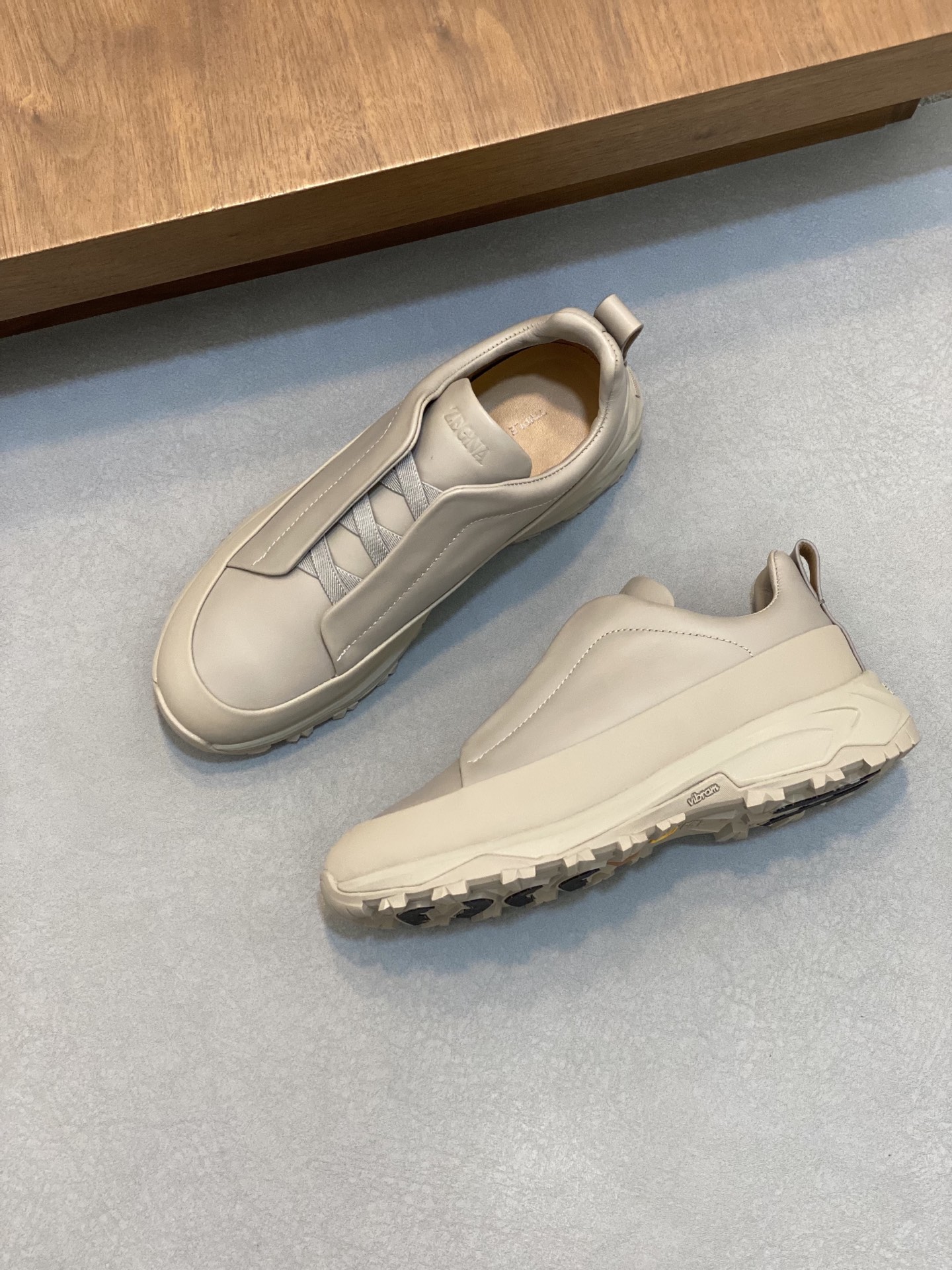 2024Nueva Serie ZEGNA Zegna Zapatos de los hombres de gamuza Triple StitchMonte zapatos casuales de 