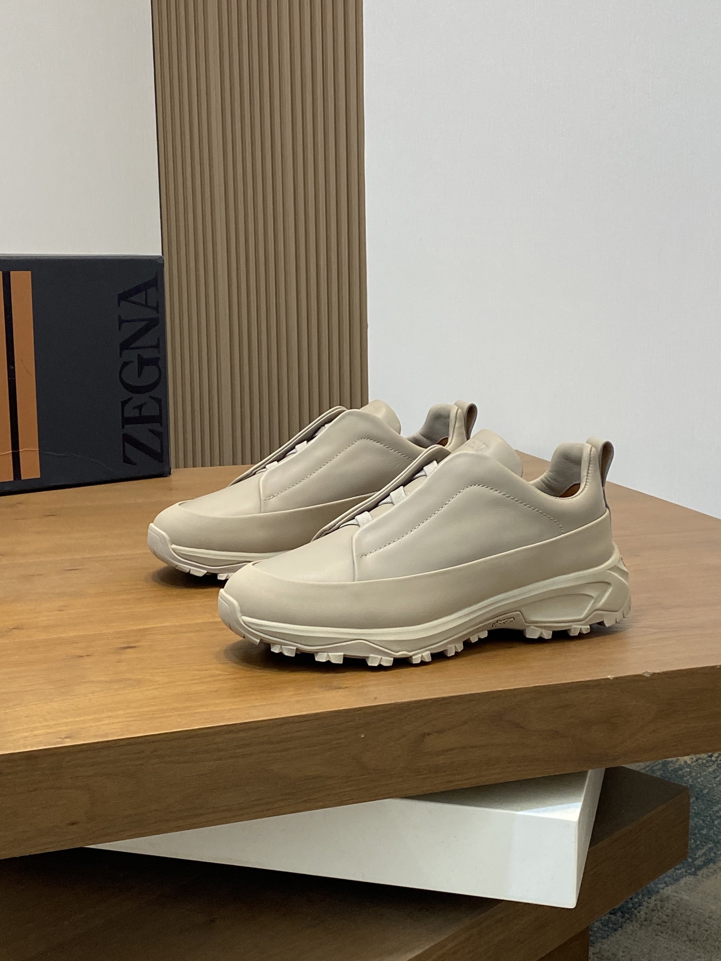 2024Nueva Serie ZEGNA Zegna Zapatos de los hombres de gamuza Triple StitchMonte zapatos casuales de 