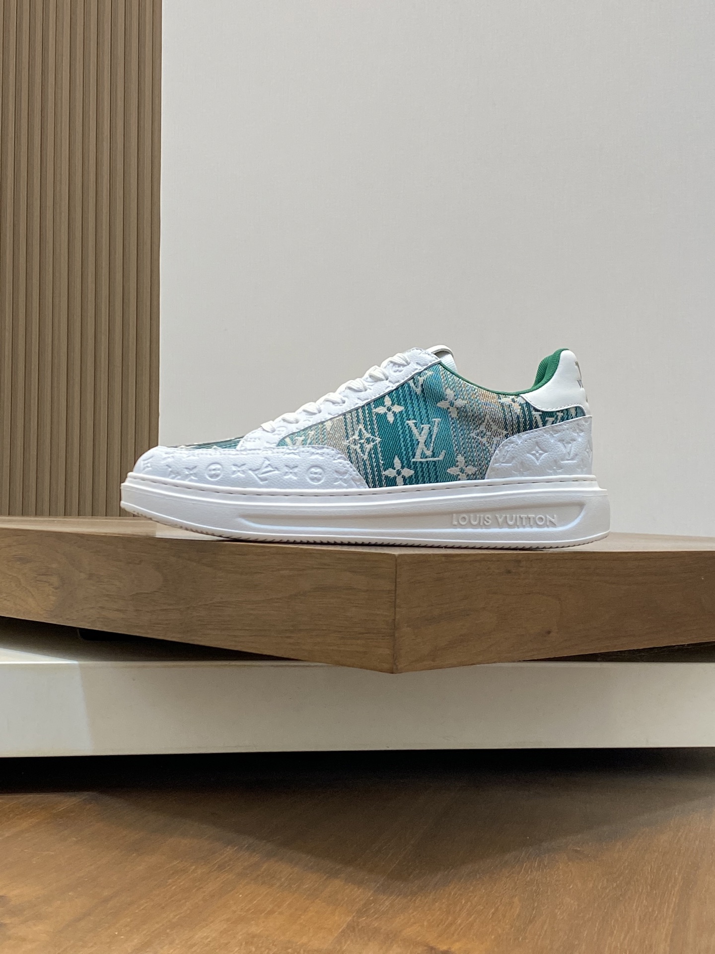 Men's Designer Casual Sneakers in Leather and Canvas with Monogram Detail 3 i1741104749817 8351 0 1