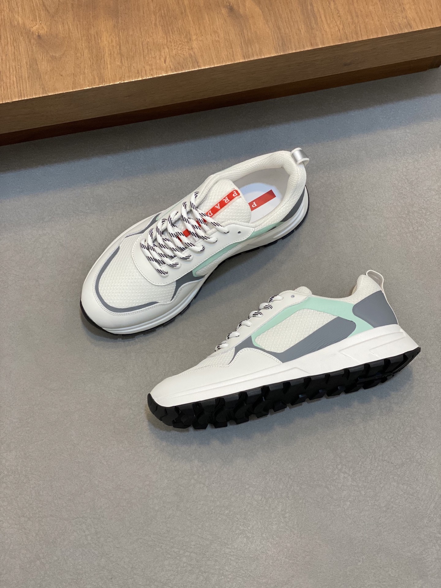 Prada Men's Leather Casual Sneakers - Stylish, Comfortable, and Breathable 6 i1741110722879 850 0 4
