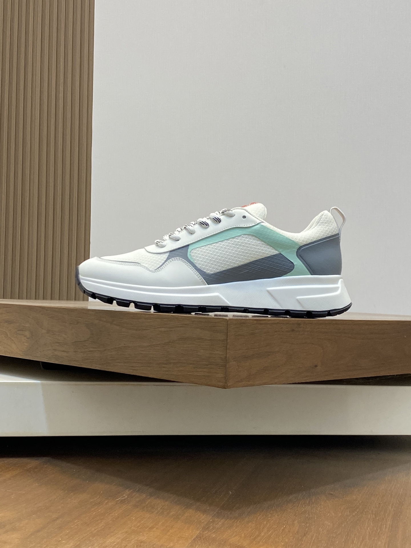 Prada Men's Leather Casual Sneakers - Stylish, Comfortable, and Breathable 3 i1741110729035 184 0 1