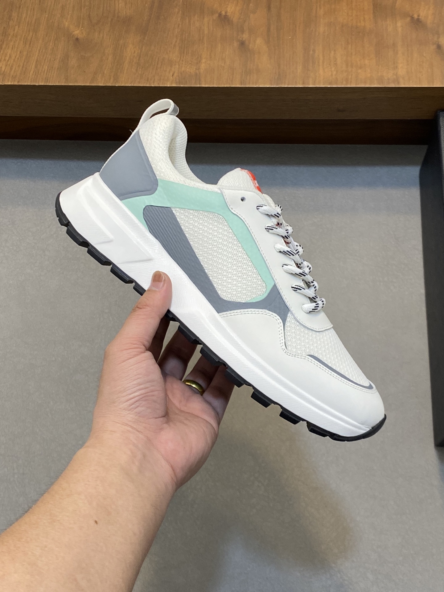 Prada Men's Leather Casual Sneakers - Stylish, Comfortable, and Breathable 5 i1741110729055 490 0 3