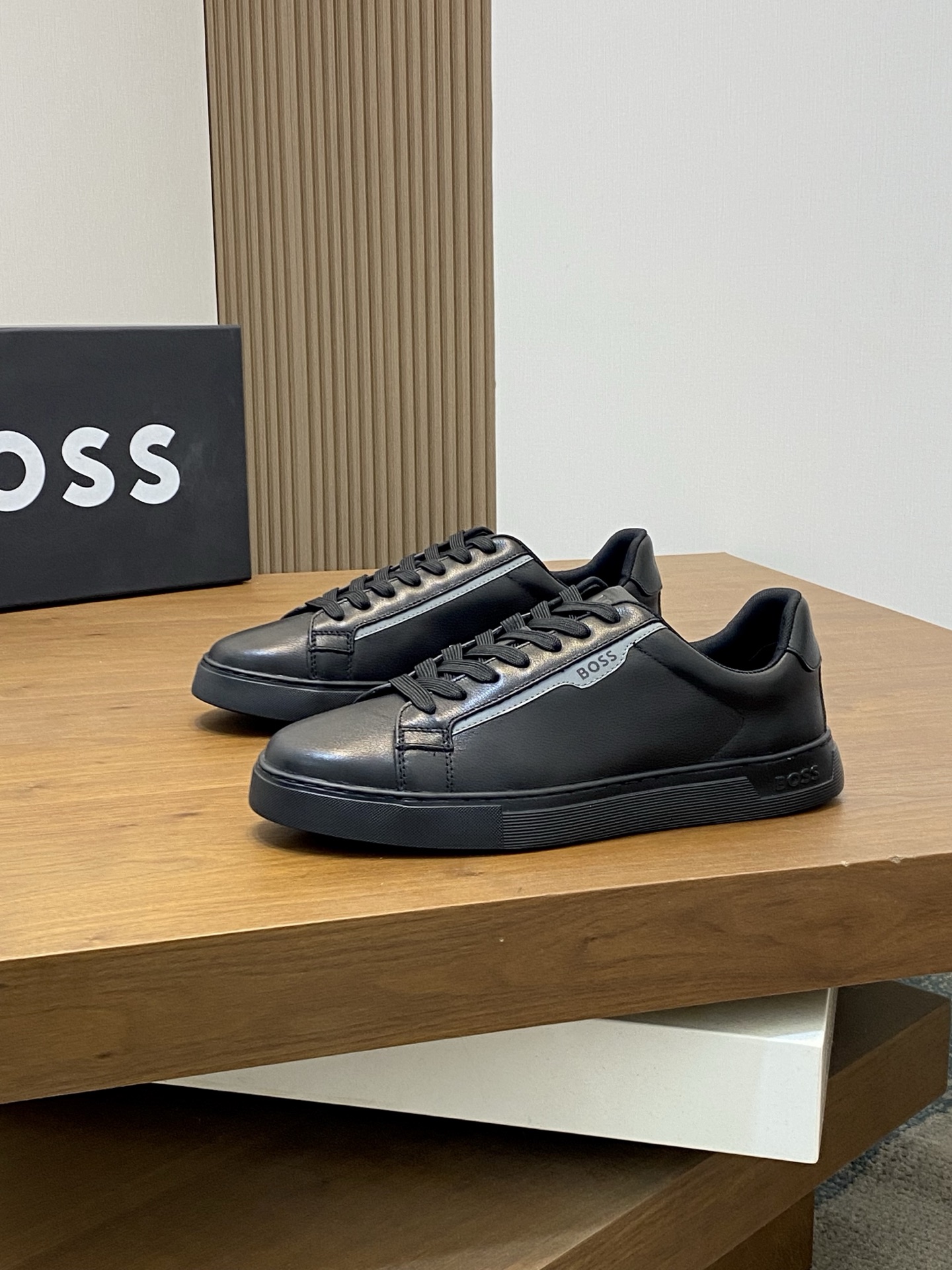 Boss entrenadores casuales de los hombres, la versión original del molde abierto, la parte superior 