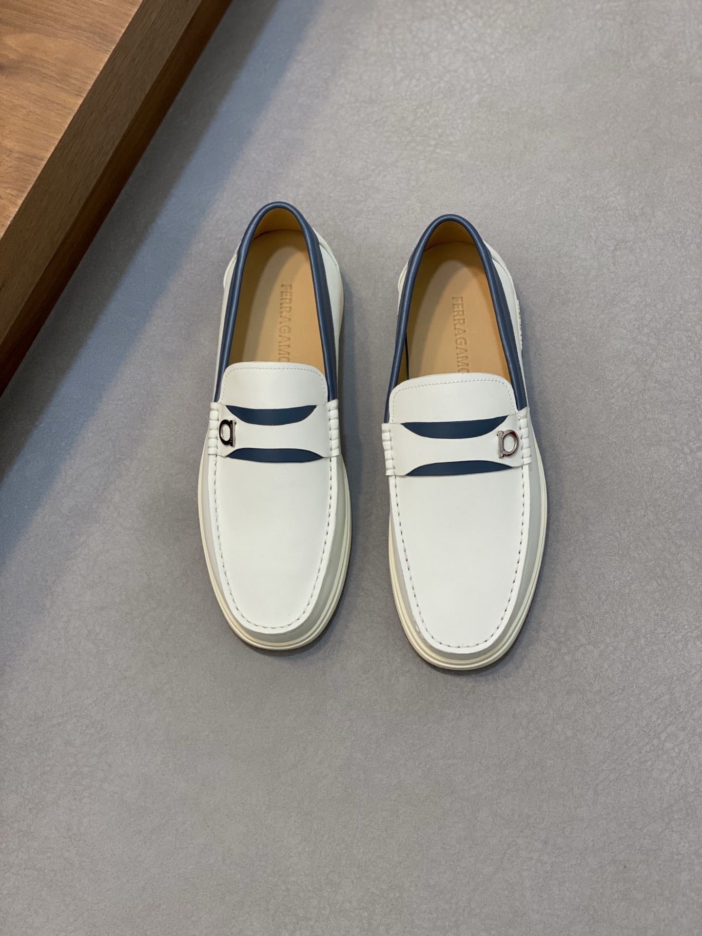 Salvatore Ferragamo Men's Leather Driving Shoes - White, Blue 2 i1741553424236 4571 0 0