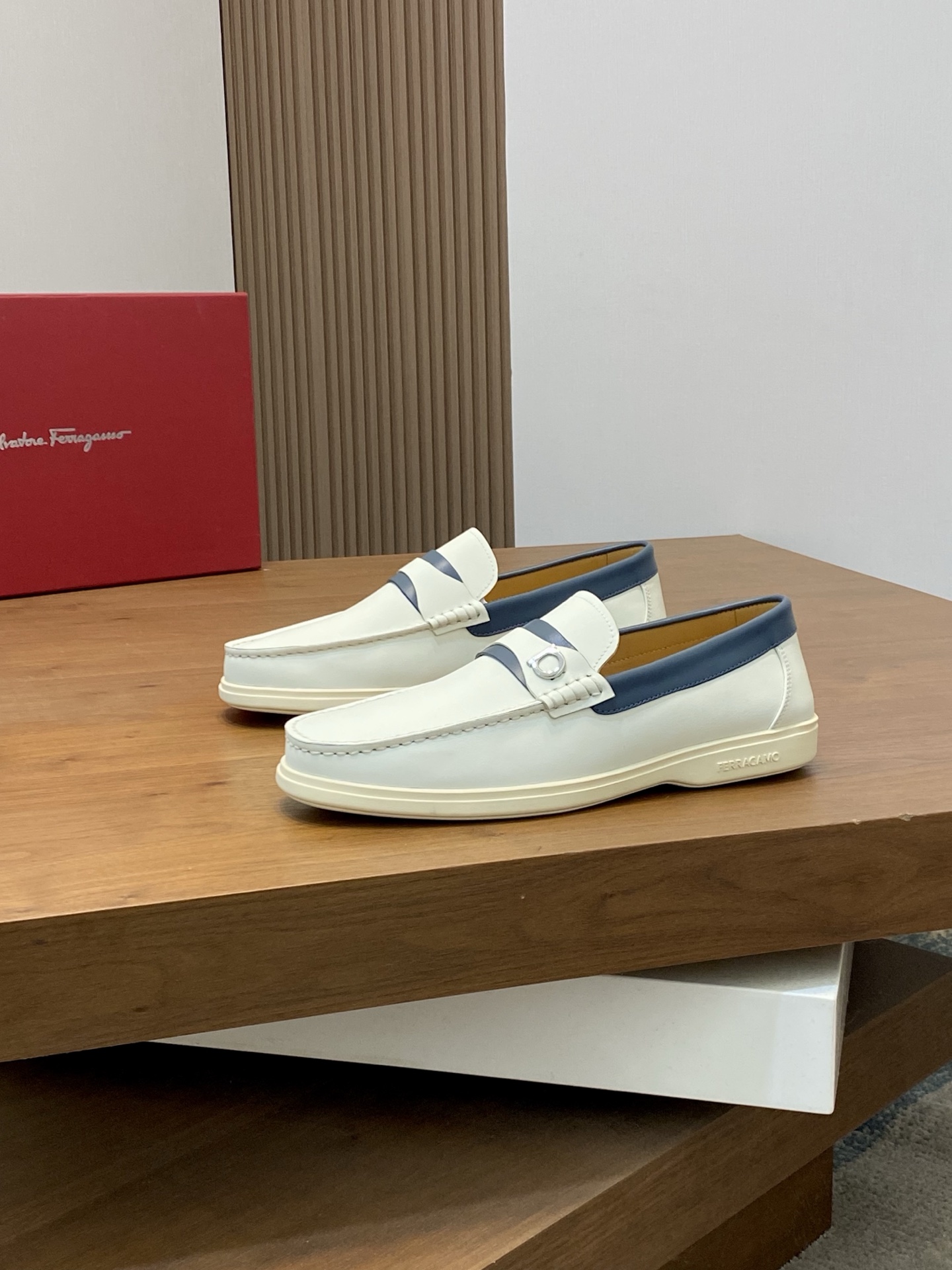 Salvatore Ferragamo Men's Leather Driving Shoes - White, Blue 4 i1741553437496 2761 0 2