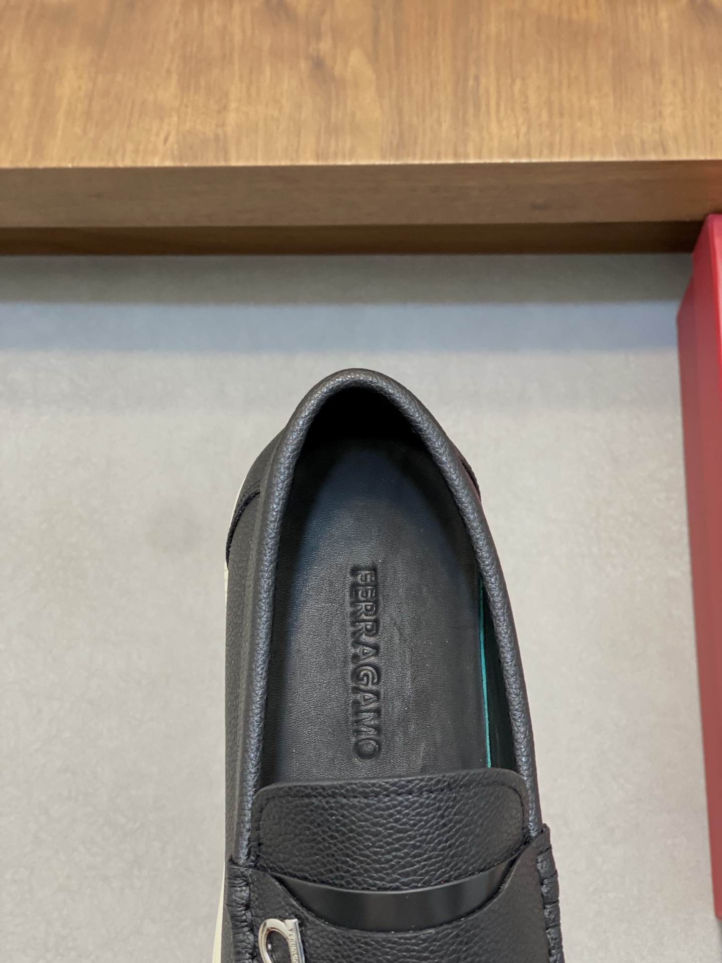 Ferragamo Men's Leather Driving Loafers - Comfortable & Stylish, Sizes 39-44 8 i1741553465878 6081 0 6