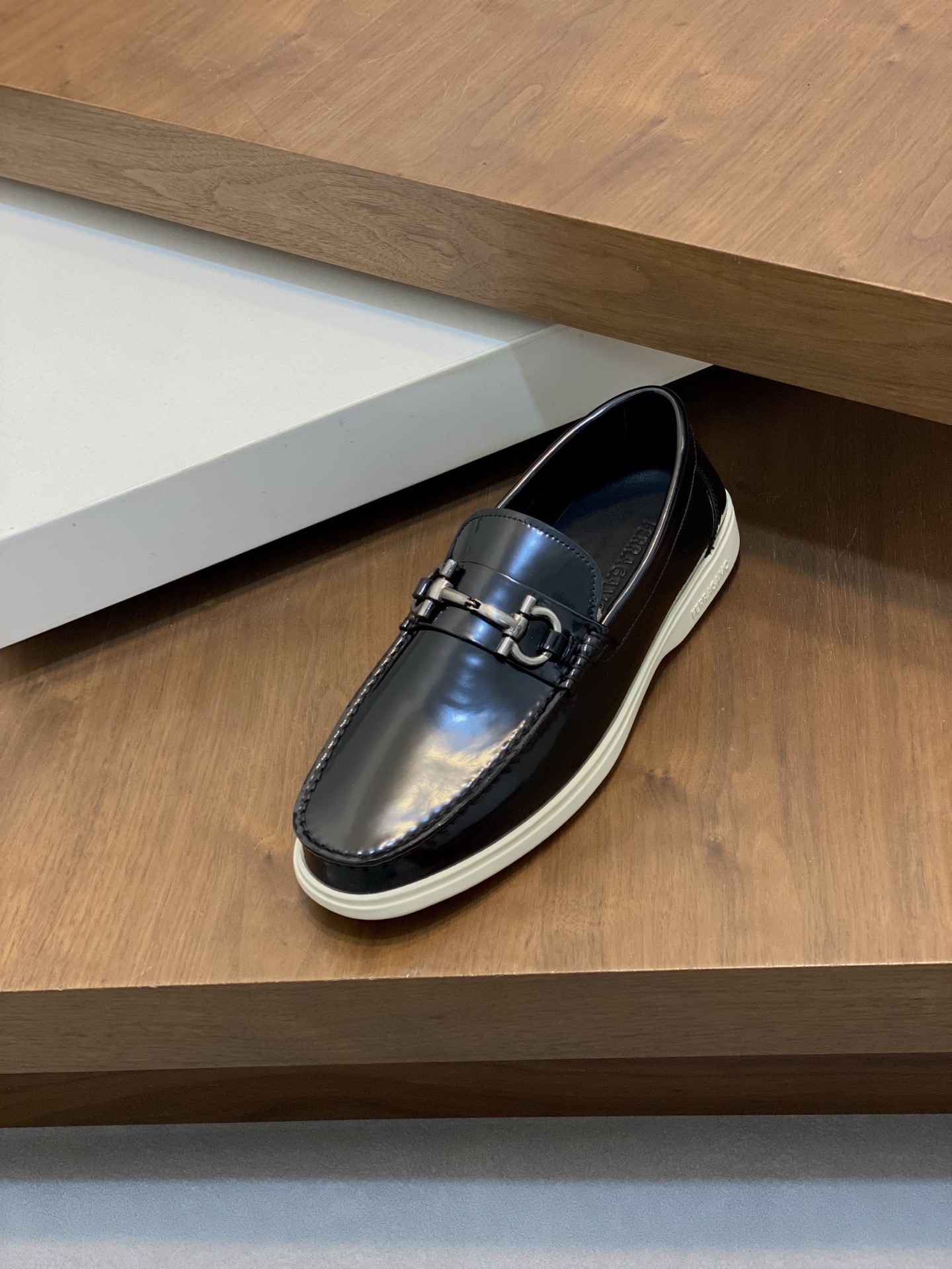 Salvatore Ferragamo Men's Leather Driving Shoes, Black, Sizes 39-44 7 i1741553895252 1419 0 5
