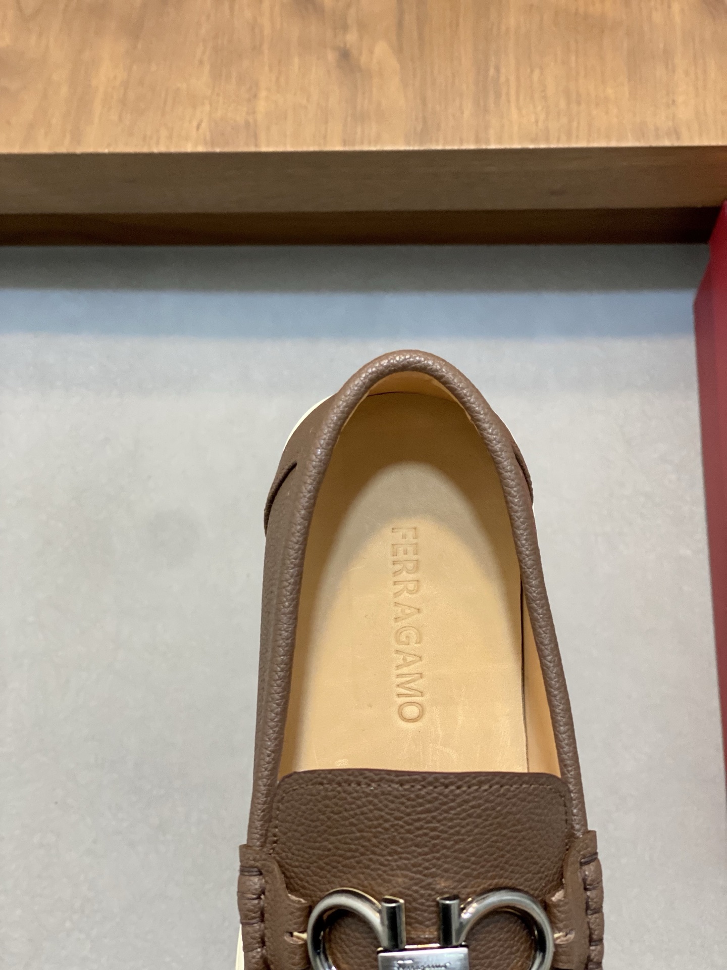 Ferragamo Men's Brown Leather Driving Shoes with Iconic Buckle, Sizes 39-44 8 i1741554010430 4920 0 6