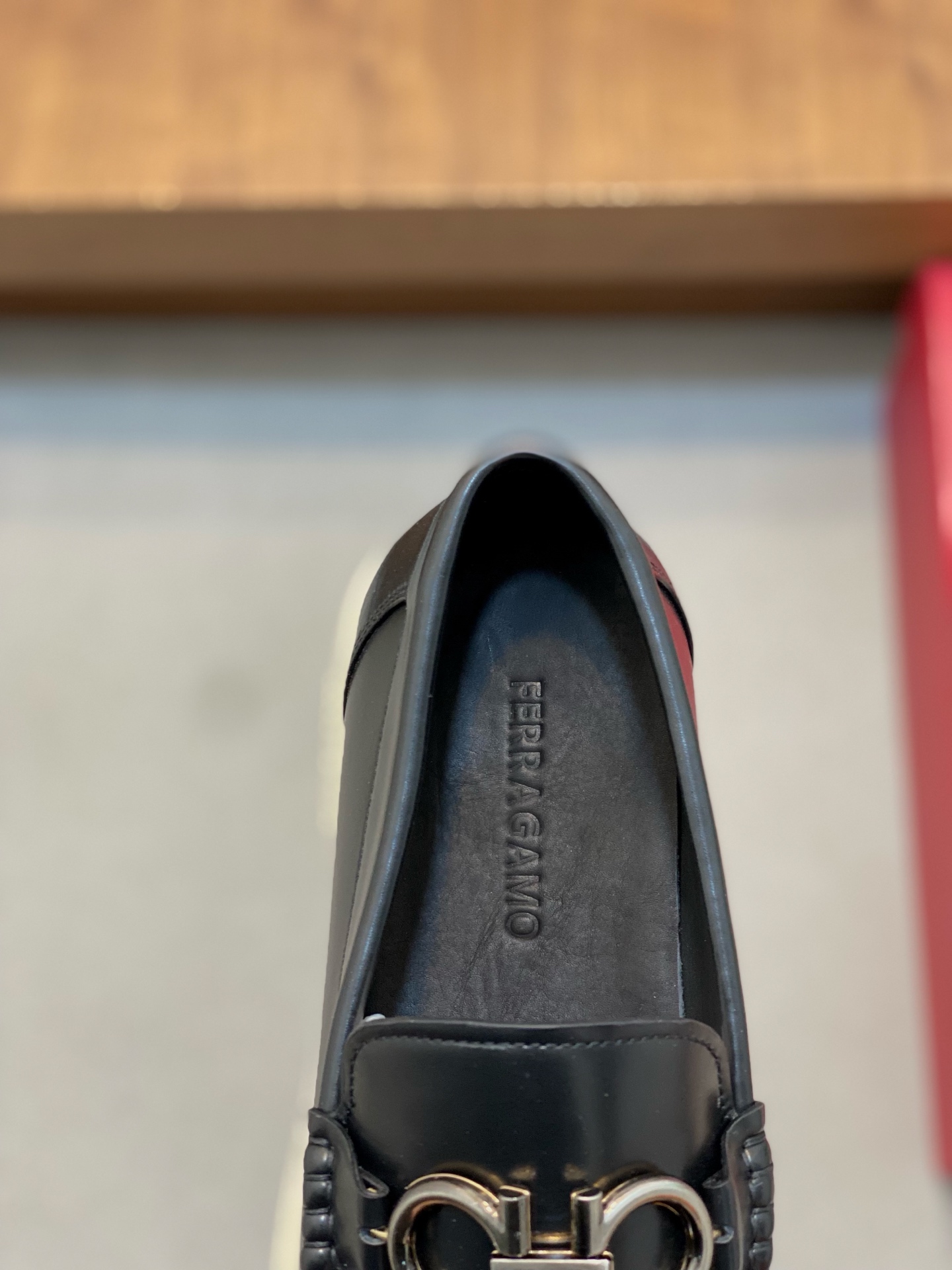 Ferragamo Men's Leather Driving Shoes Comfortable Slip-Ons 8 i1741554033115 2508 0 6