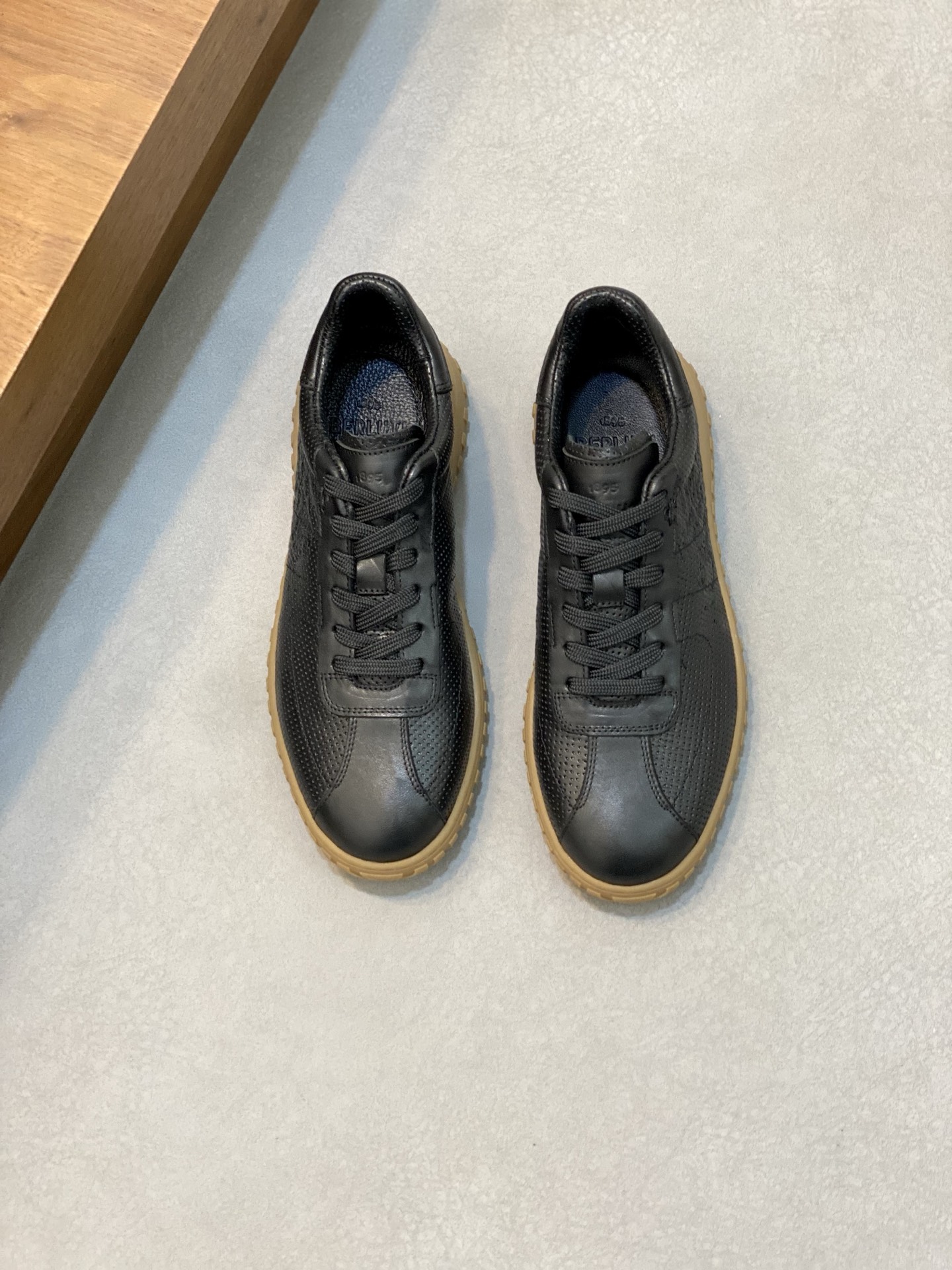 Berluti Men's Black Leather Sneakers Handmade Lightweight Sole Size 39-44 2 i1741709742466 7022 0 0