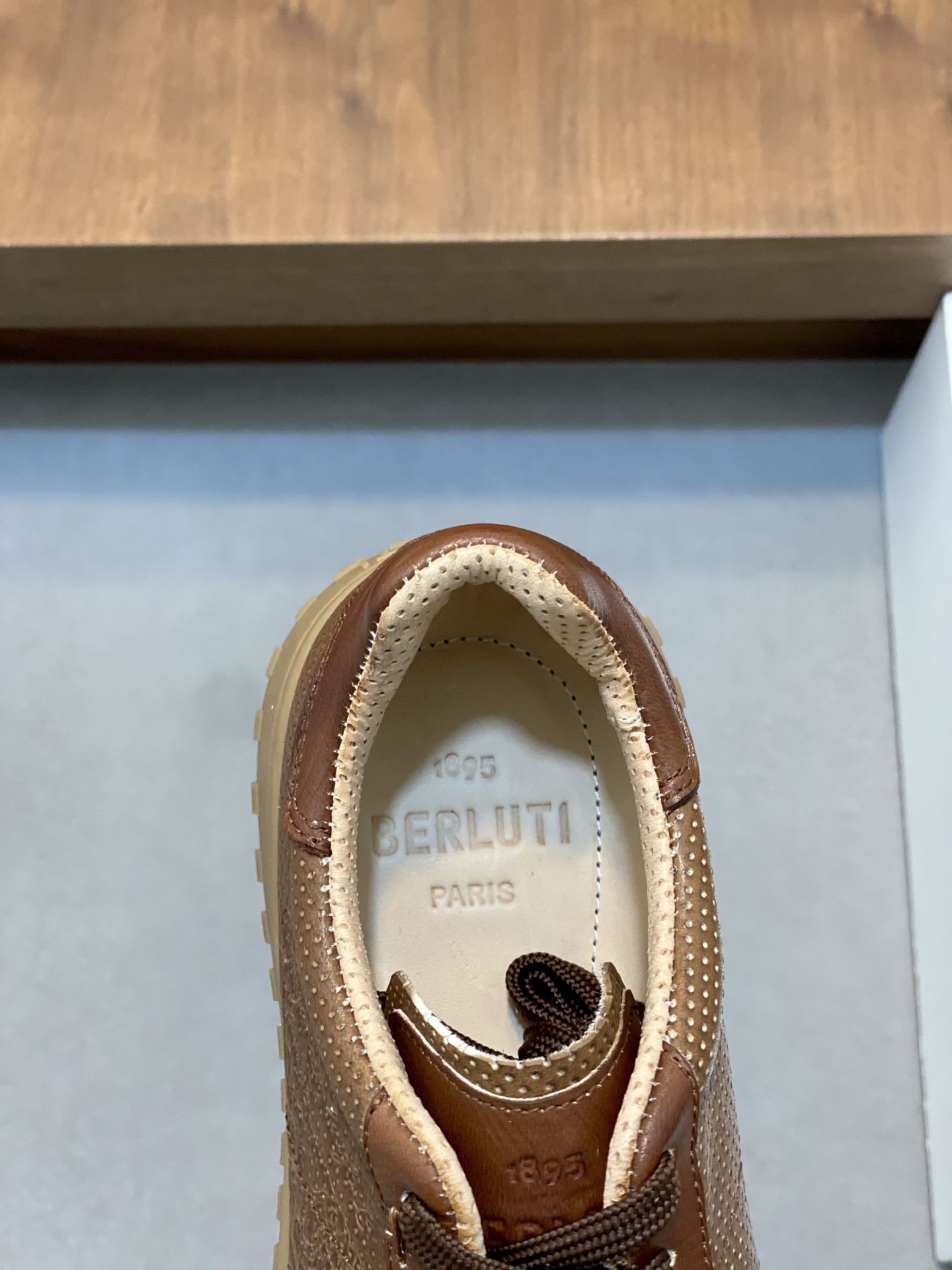 Berluti Men's Handmade Leather Sneakers - Modern Style & Ultimate Comfort 8 i1741709822642 475 0 6