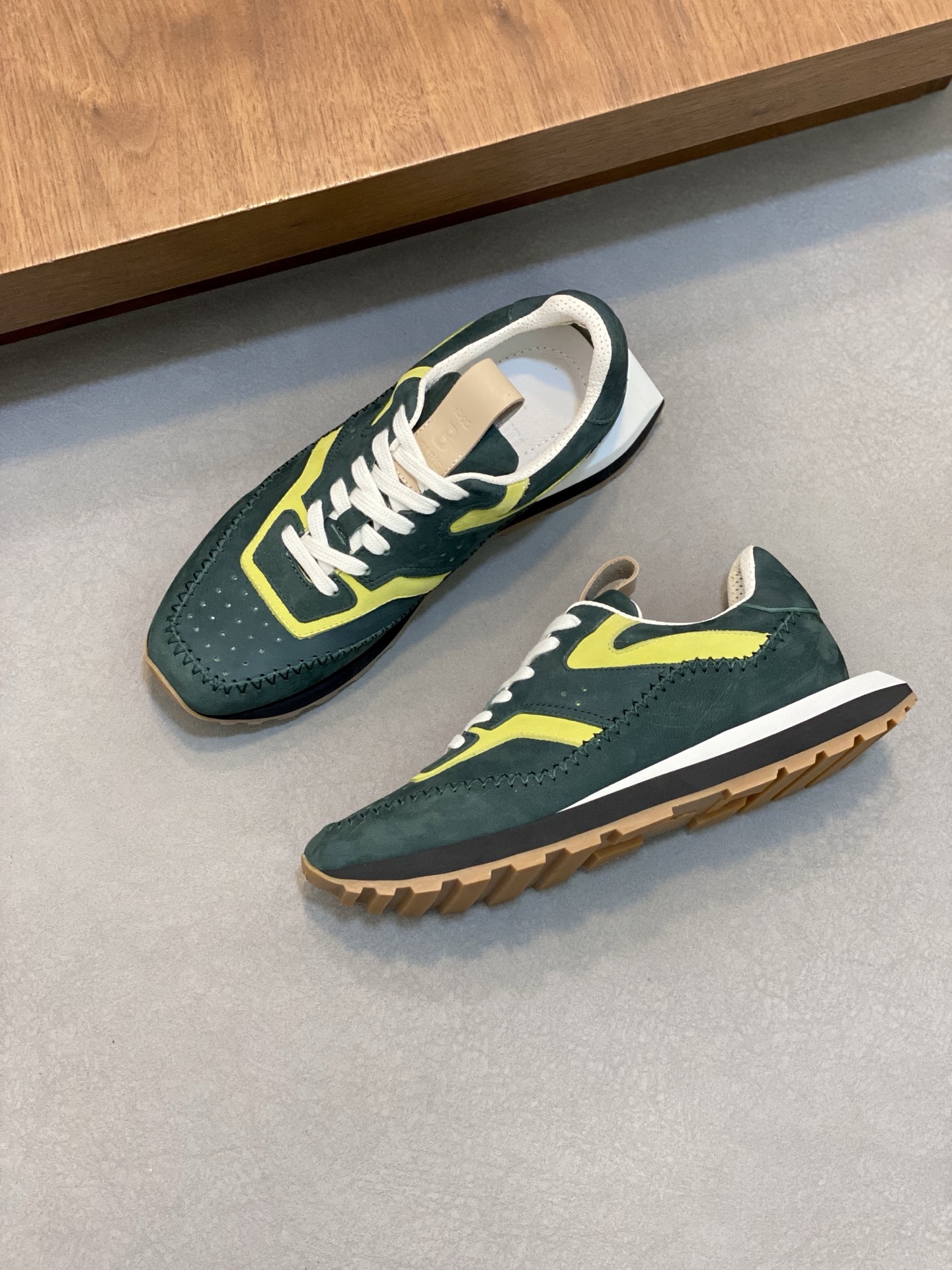 Nuevos zapatos Berluti Bruti para hombre Muy trabajados Puramente hechos a mano Este zapato excepcio