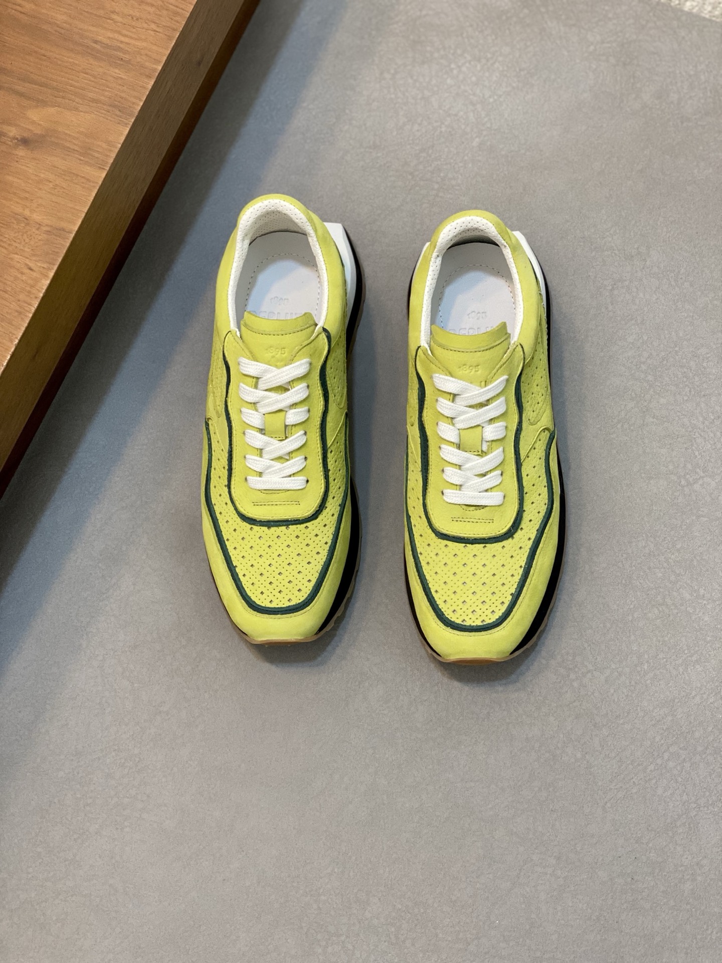 Nuevos zapatos Berluti Bruti para hombre Muy trabajados Puramente hechos a mano Este zapato excepcio