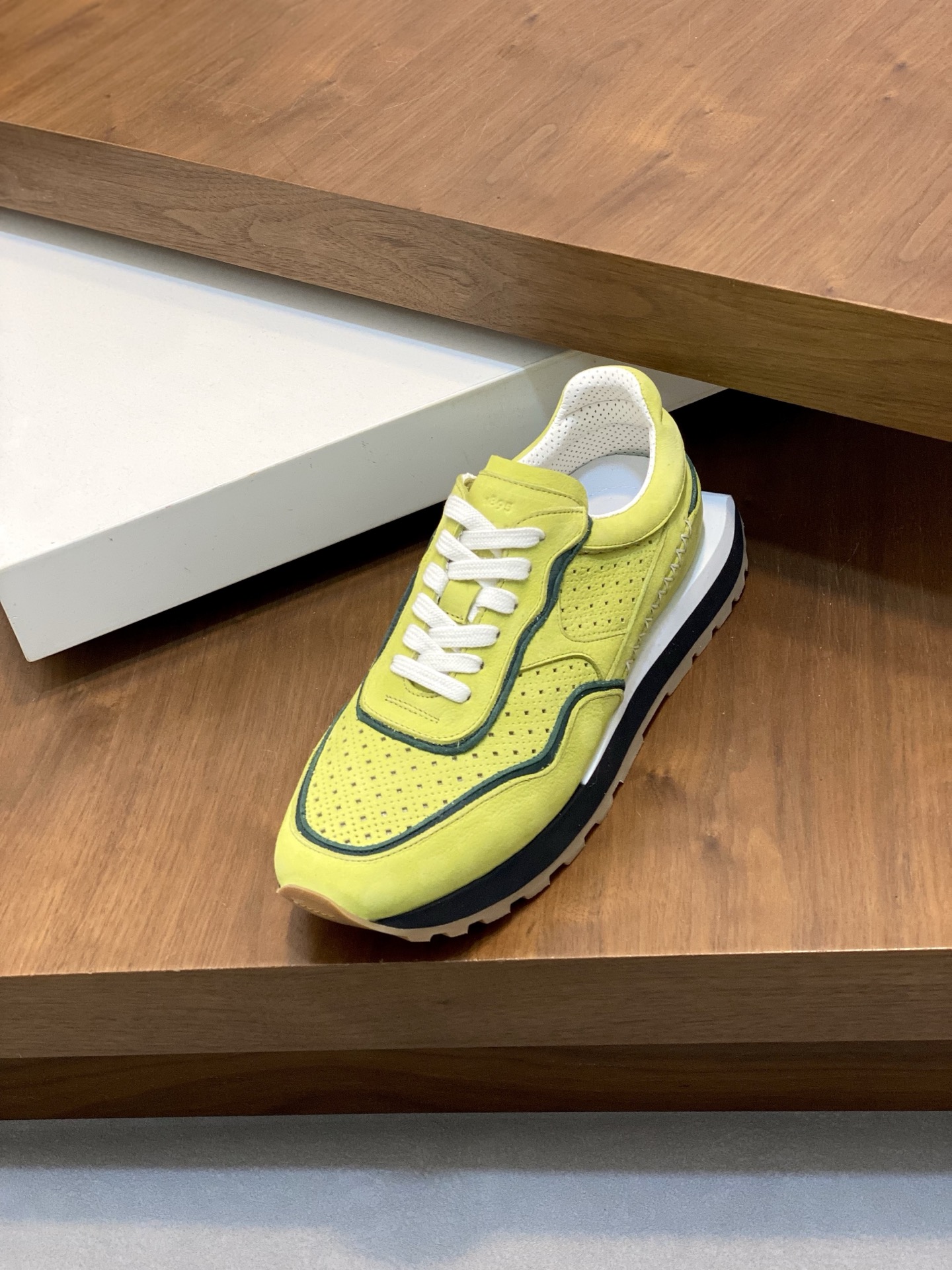 Nuevos zapatos Berluti Bruti para hombre Muy trabajados Puramente hechos a mano Este zapato excepcio